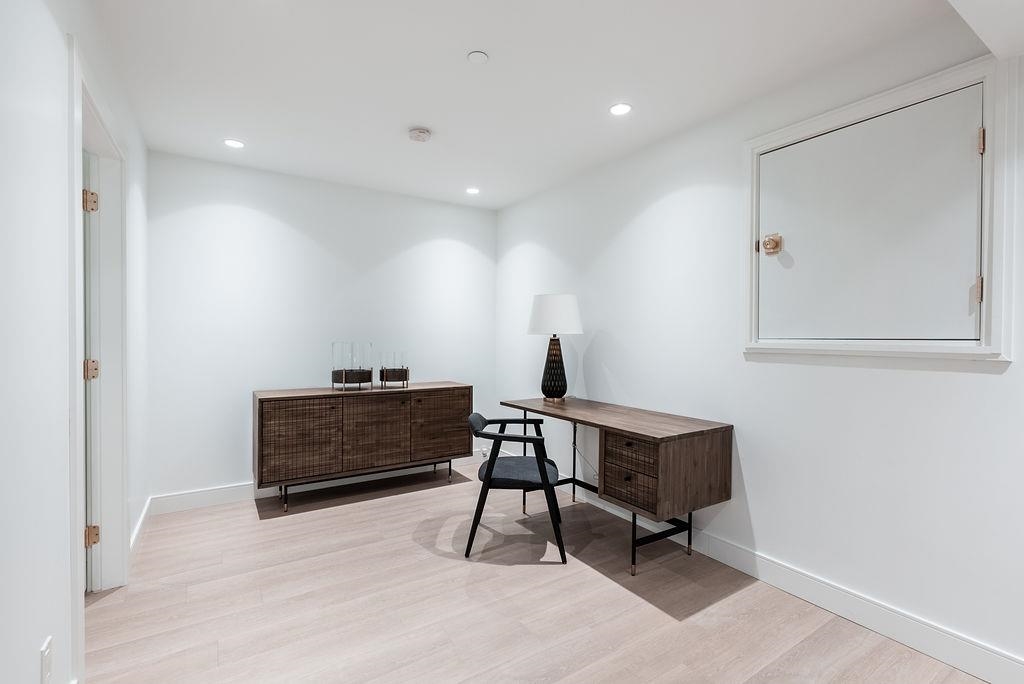 1022 ODLUM DRIVE
