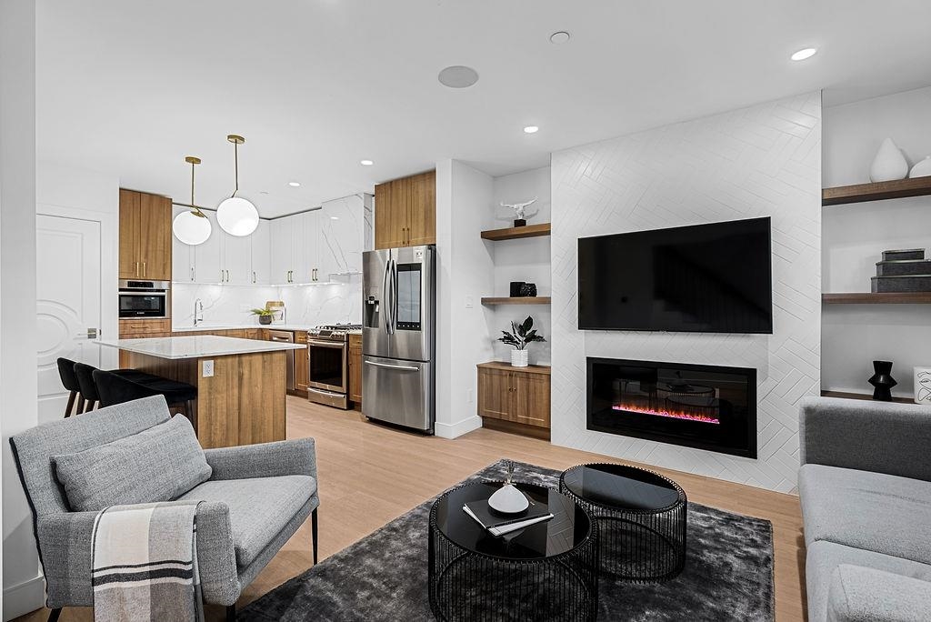 1022 ODLUM DRIVE