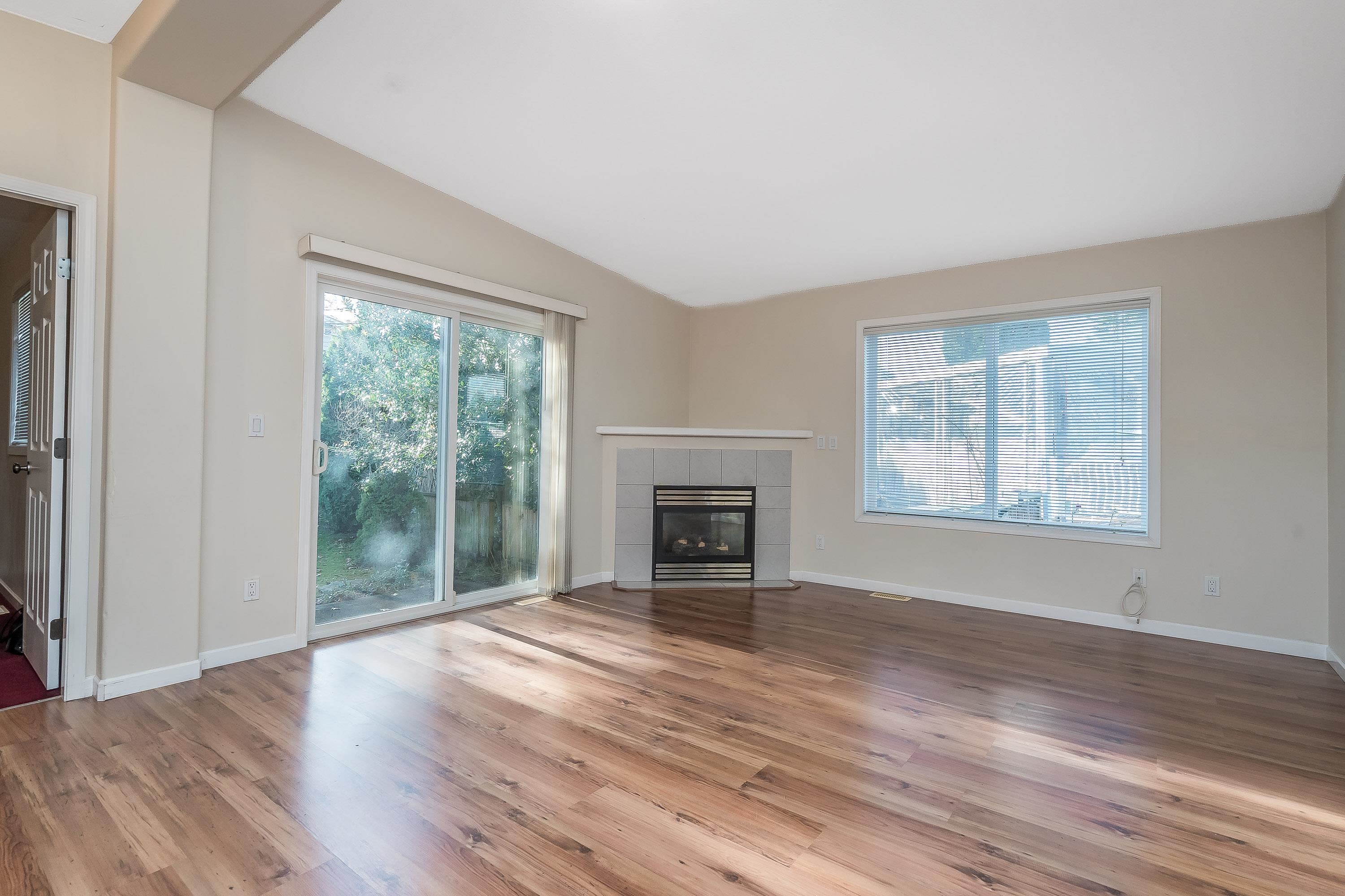 173 1840 160 STREET Unit: 173