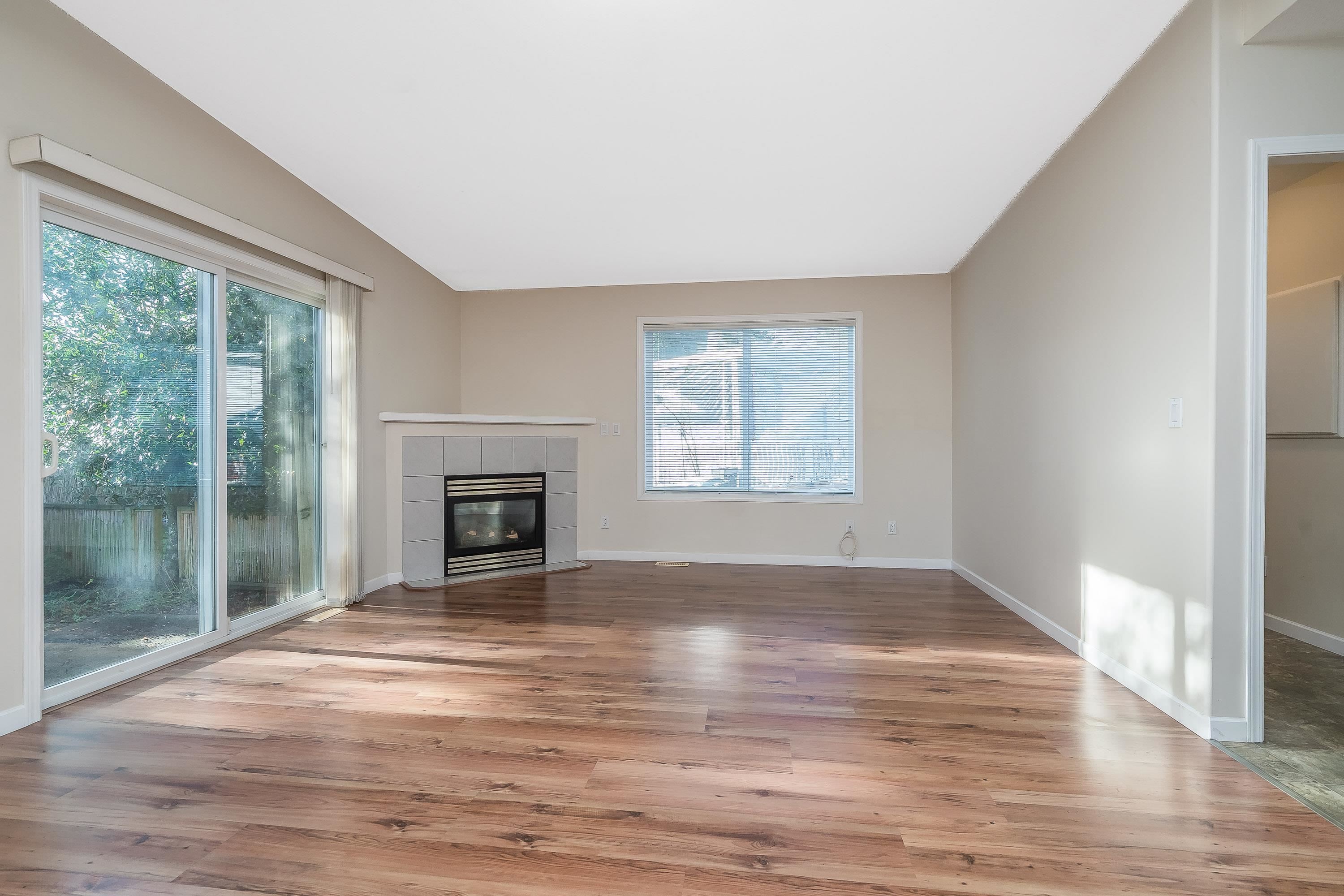 173 1840 160 STREET Unit: 173