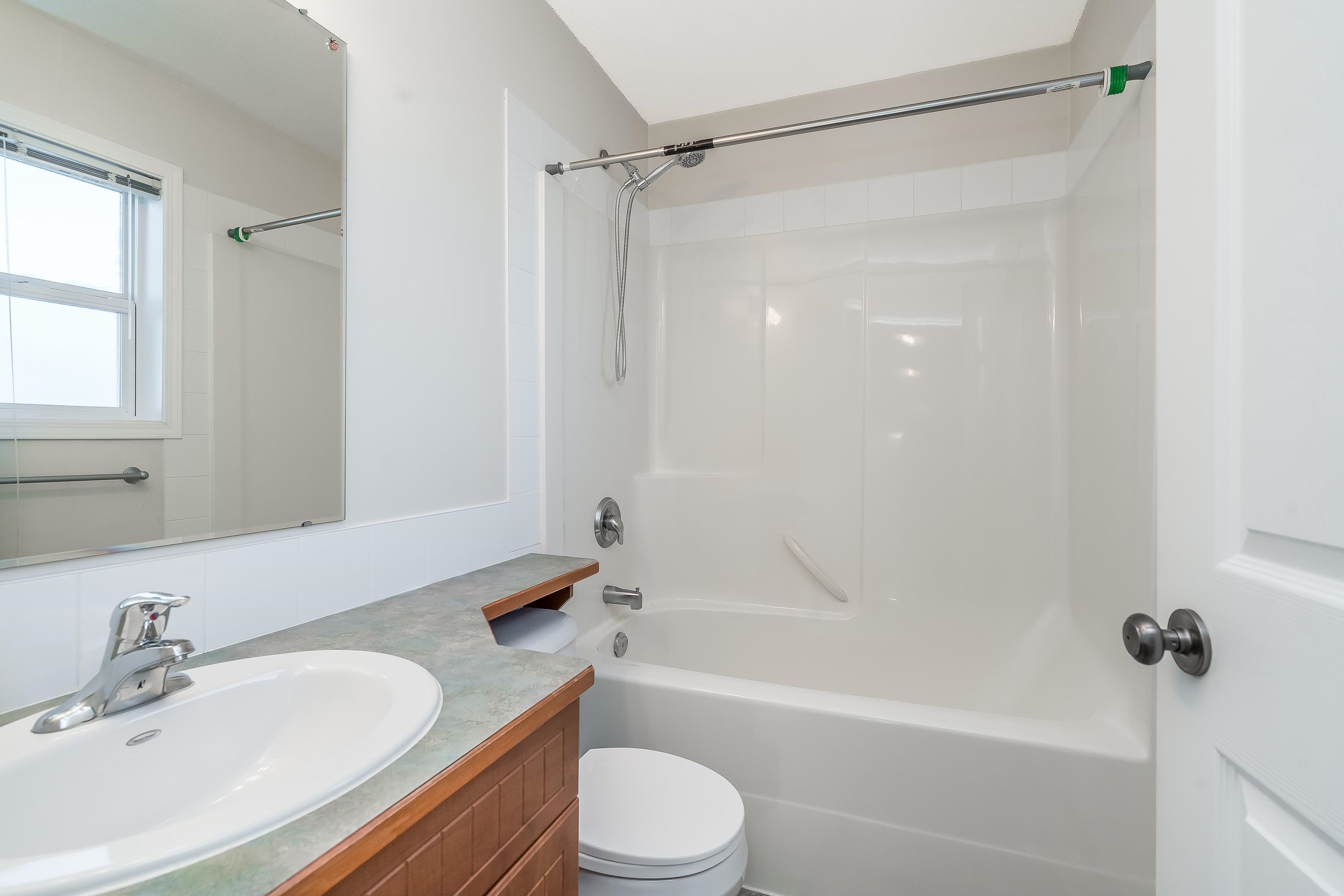 173 1840 160 STREET Unit: 173
