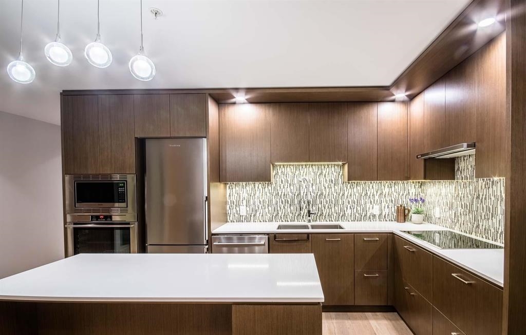3808 13495 CENTRAL AVENUE Unit: 3808