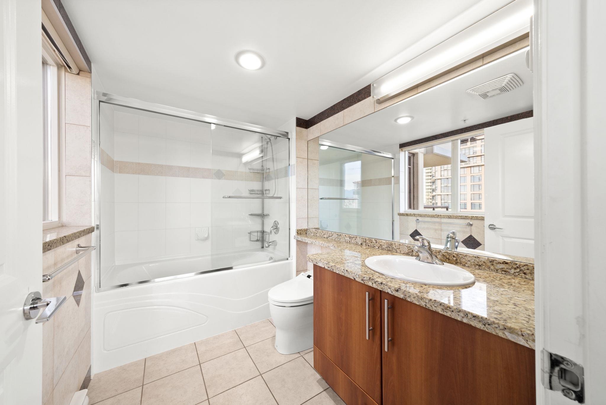2903 2088 MADISON AVENUE Unit: 2903