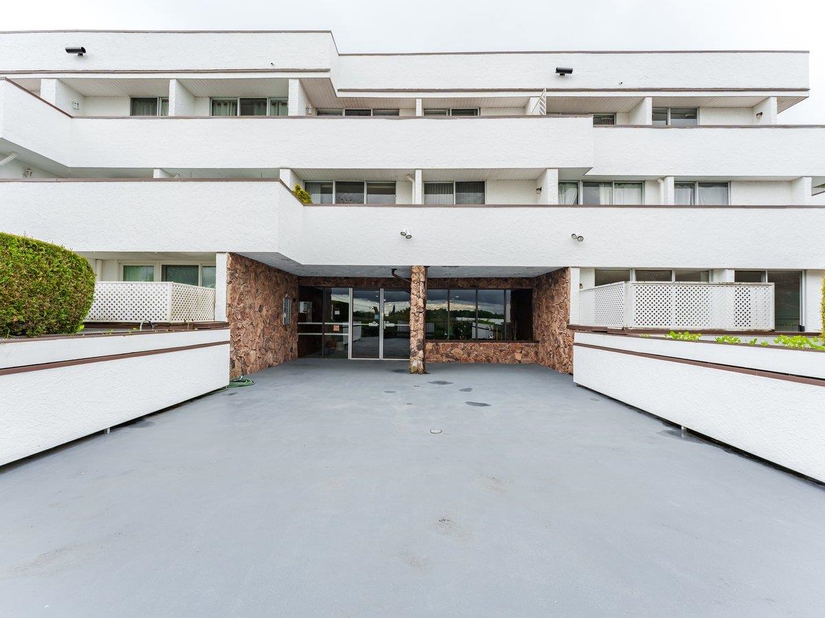 206 9151 NO. 5 ROAD Unit: 206