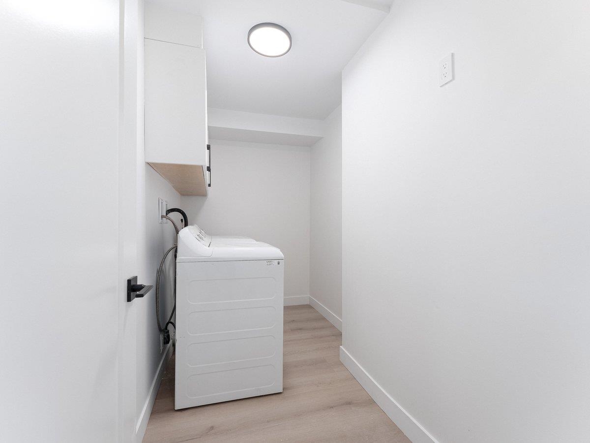 206 9151 NO. 5 ROAD Unit: 206
