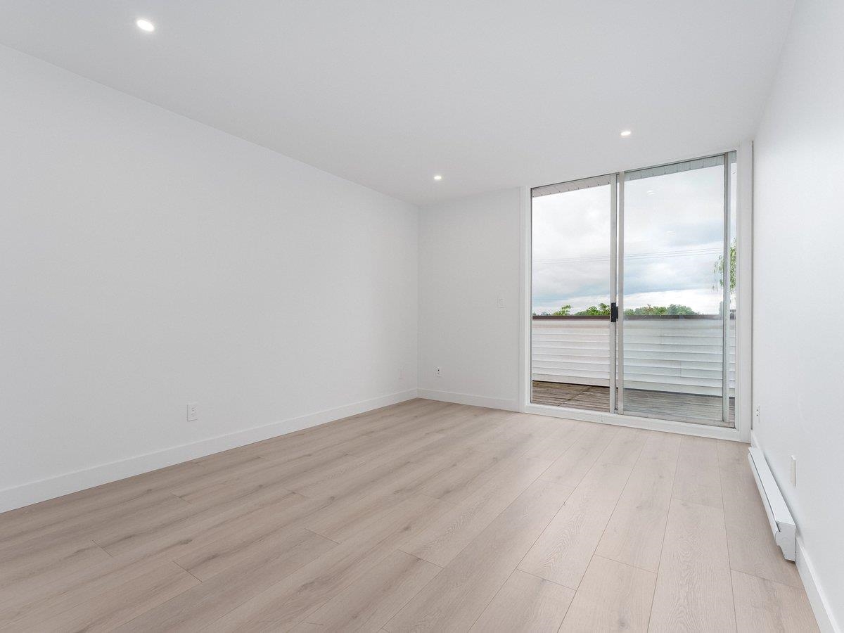 206 9151 NO. 5 ROAD Unit: 206
