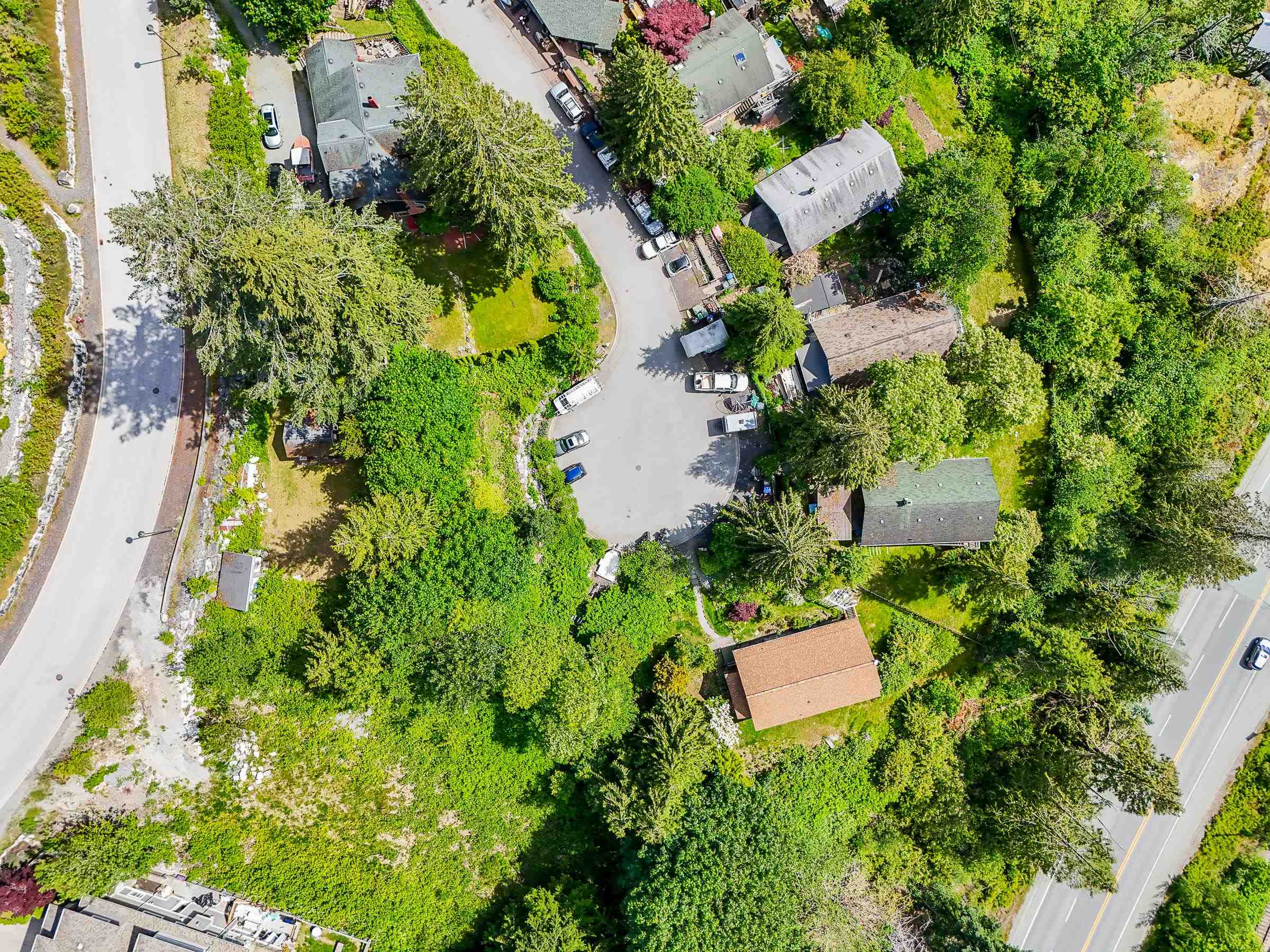 690 SHAUGHNESSY PLACE