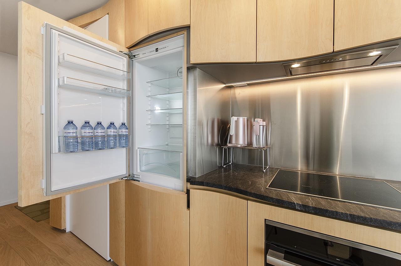 2205 1568 ALBERNI STREET Unit: 2205