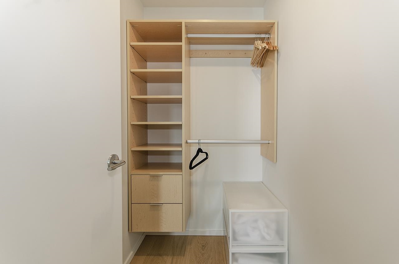 2205 1568 ALBERNI STREET Unit: 2205