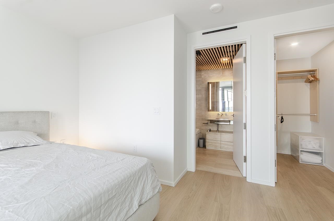 2205 1568 ALBERNI STREET Unit: 2205