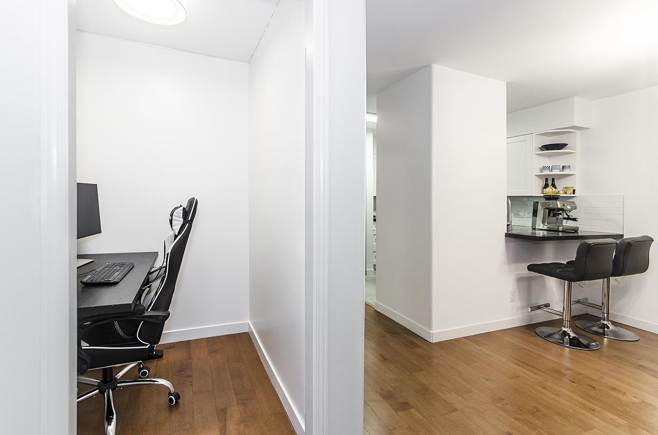 210 5788 VINE STREET Unit: 210