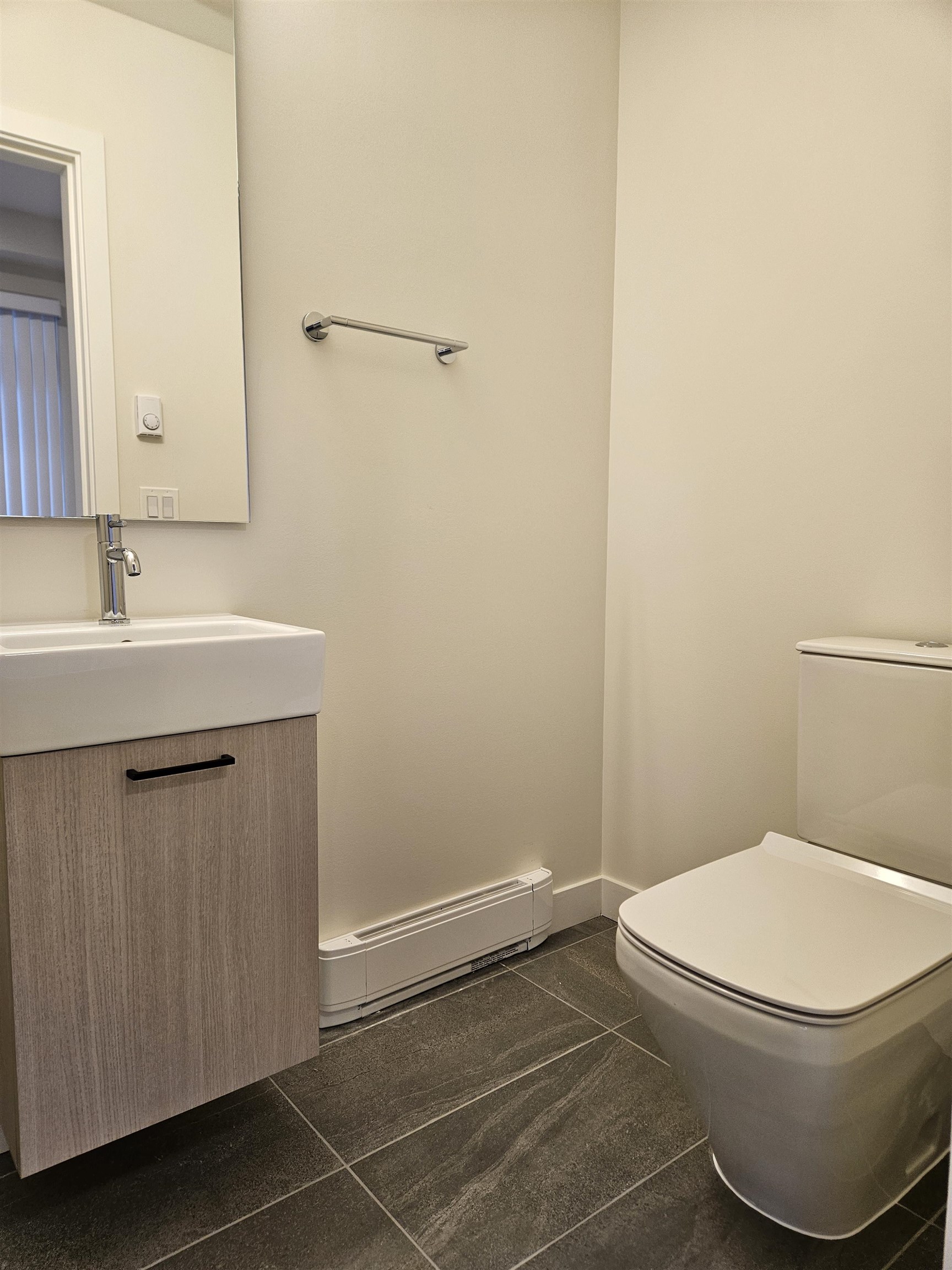 139 488 FURNESS STREET Unit: 139