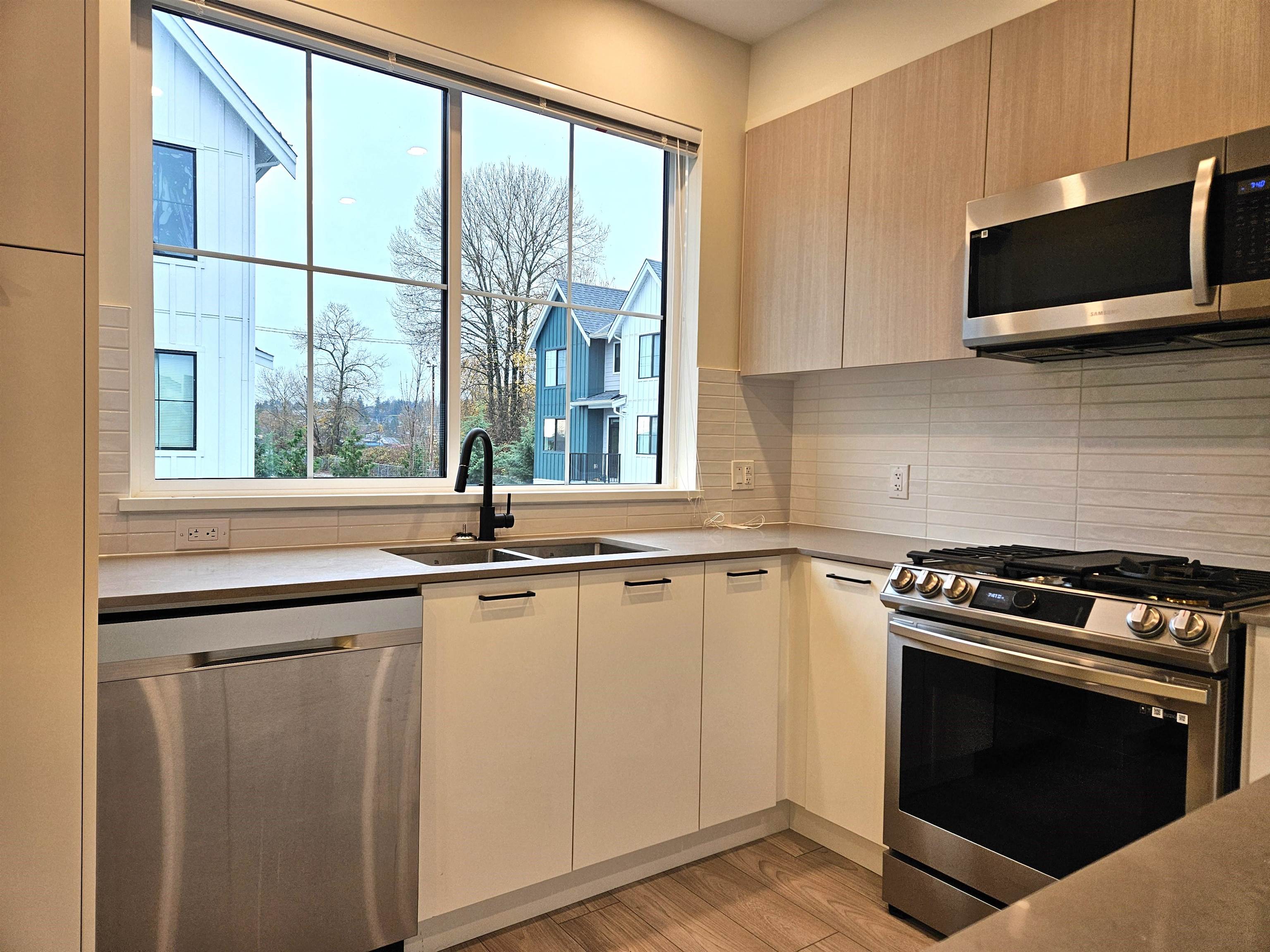 139 488 FURNESS STREET Unit: 139