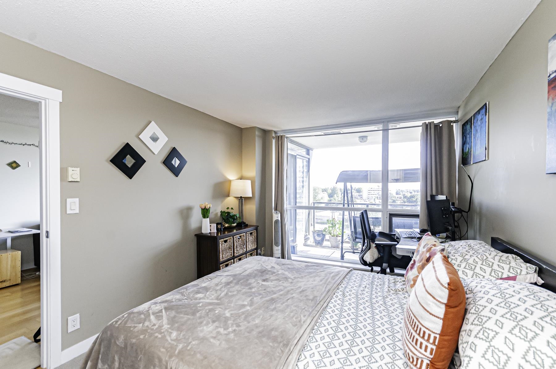 1005 7555 ALDERBRIDGE WAY Unit: 1005
