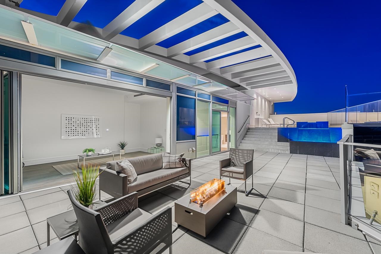 PH 2 1501 FOSTER STREET Unit: PH 2