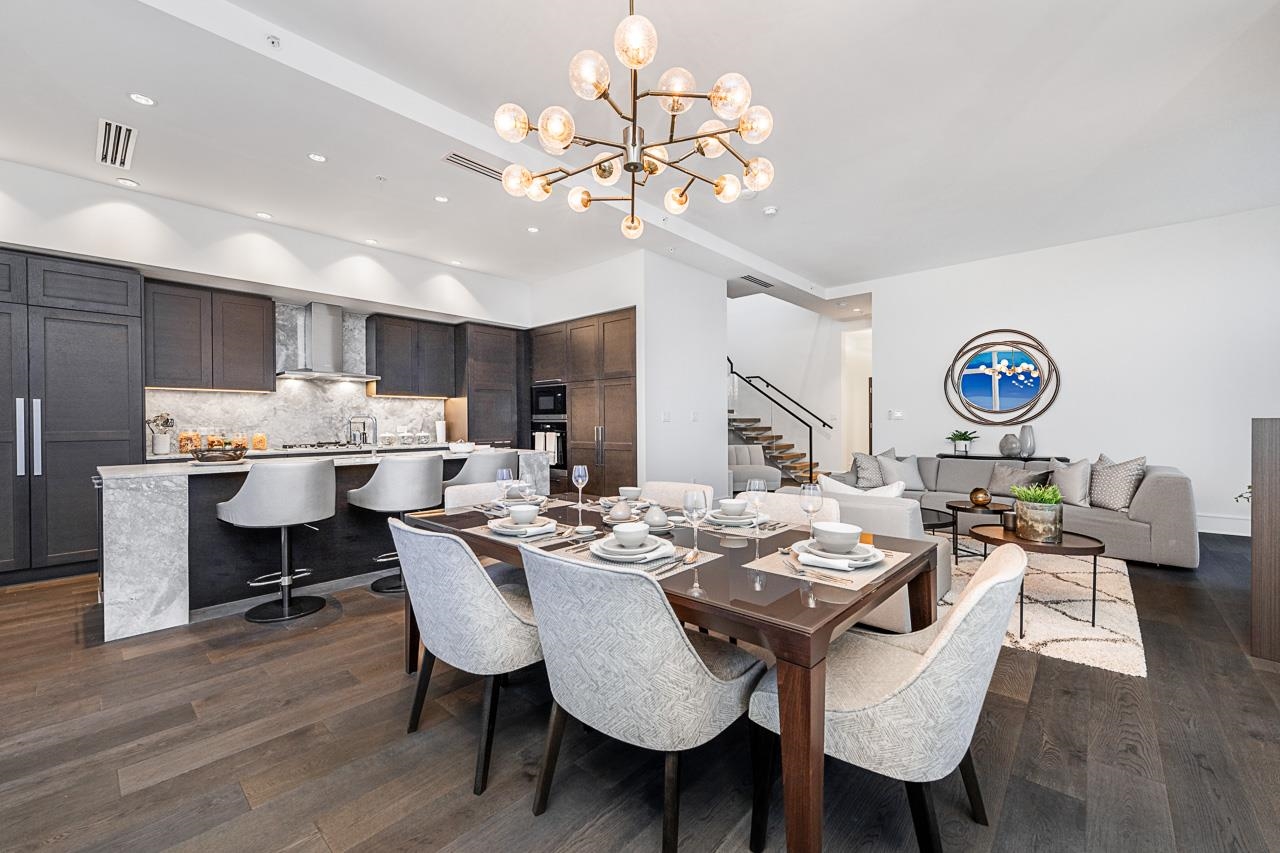 PH 2 1501 FOSTER STREET Unit: PH 2