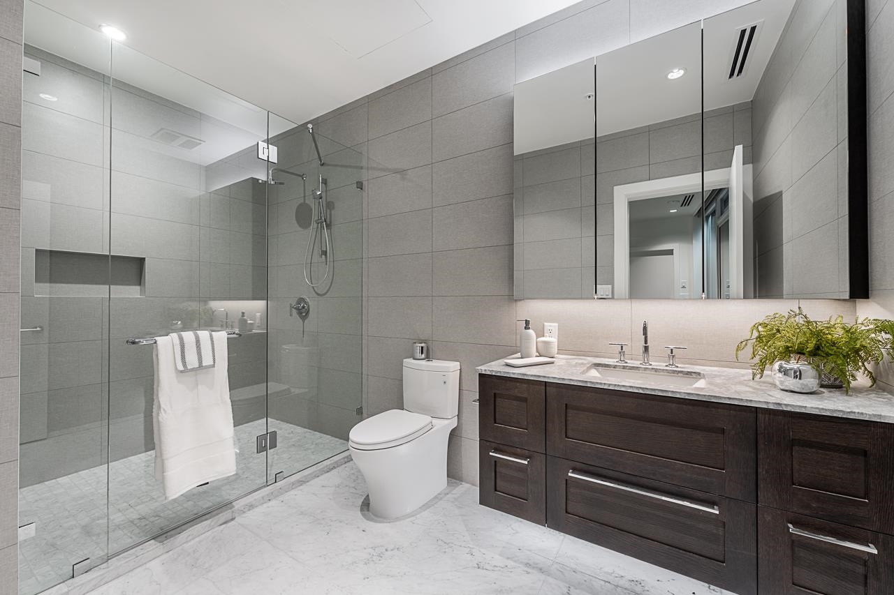 PH 2 1501 FOSTER STREET Unit: PH 2