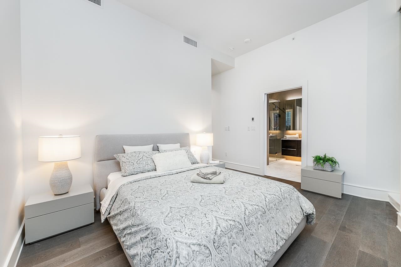 PH 2 1501 FOSTER STREET Unit: PH 2