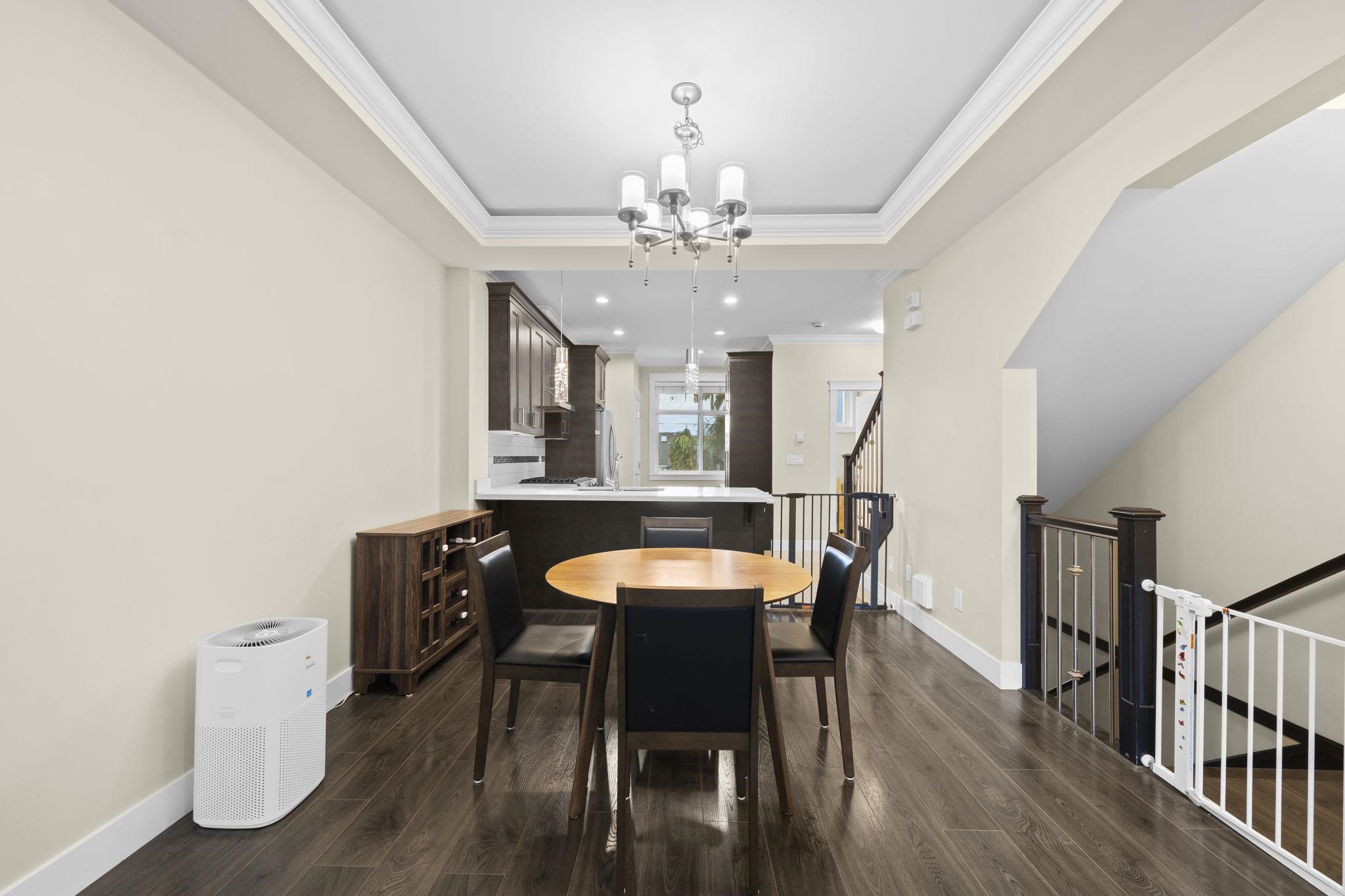 19 6033 WILLIAMS ROAD Unit: 19