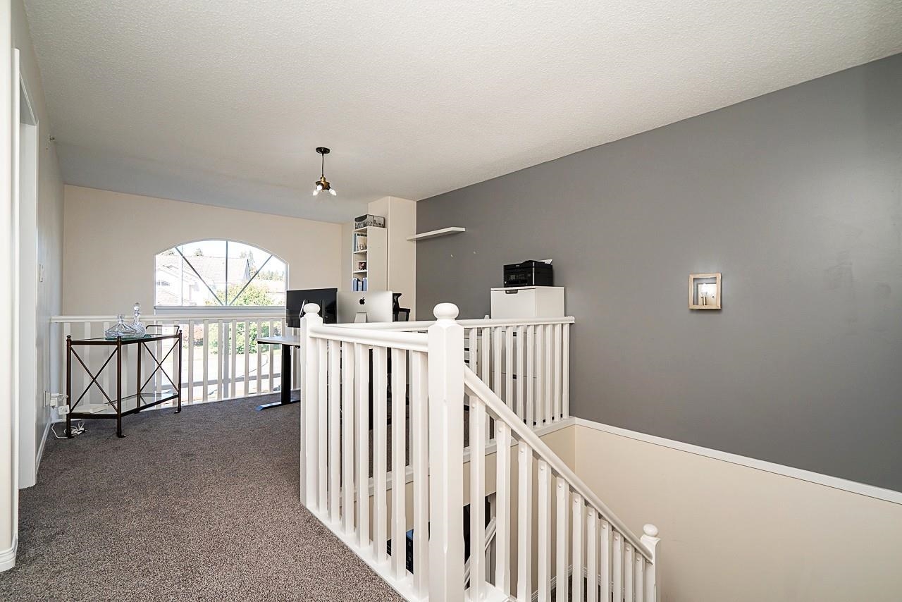 52 1370 RIVERWOOD GATE Unit: 52