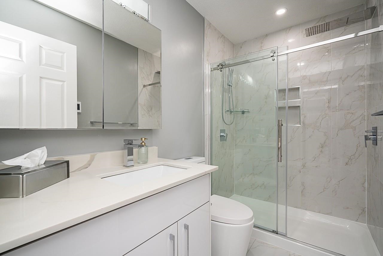 52 1370 RIVERWOOD GATE Unit: 52