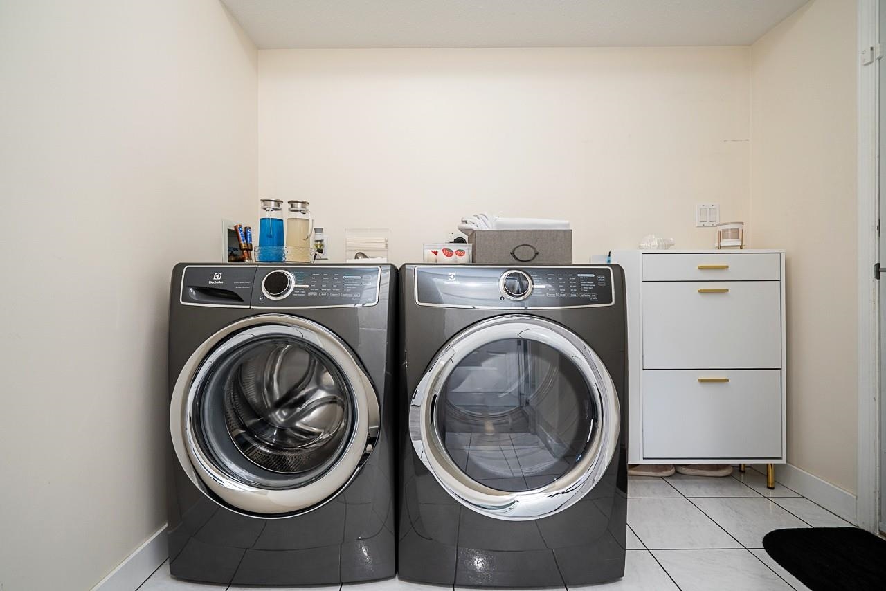52 1370 RIVERWOOD GATE Unit: 52
