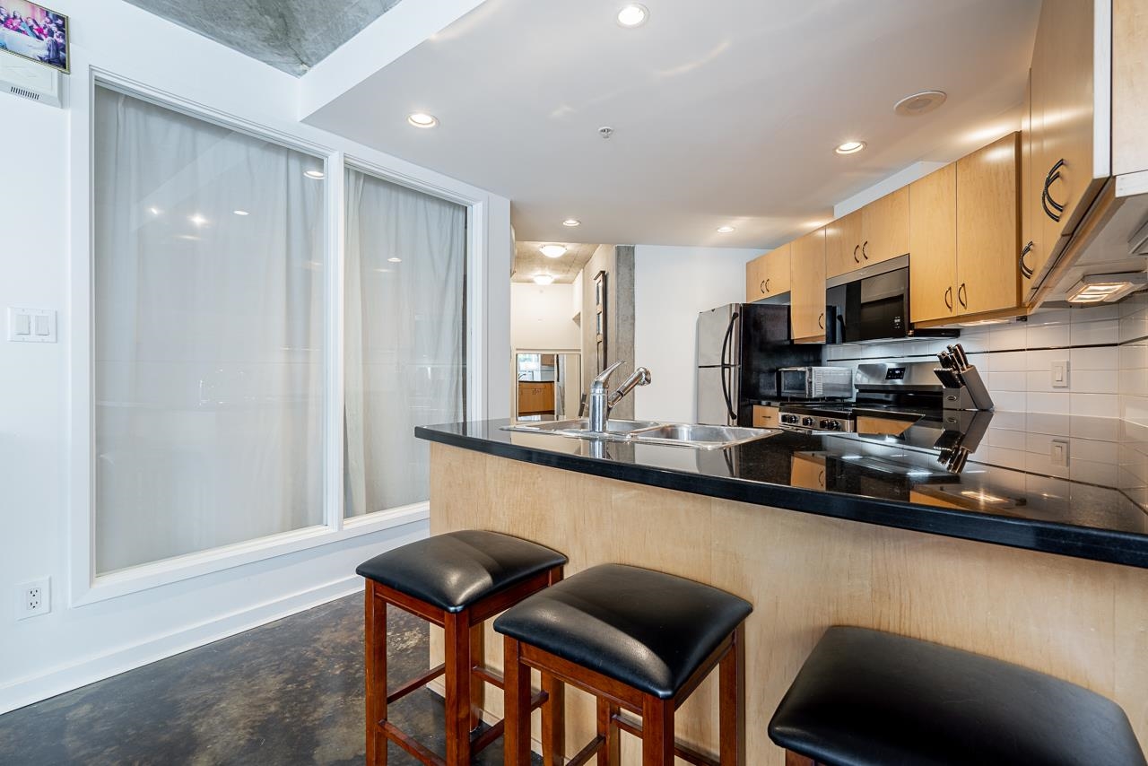 917 STATION STREET