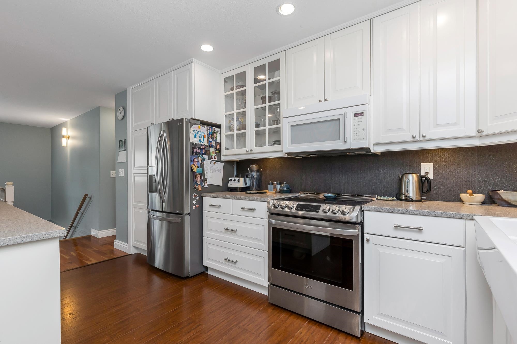 22 34250 HAZELWOOD AVENUE Unit: 22