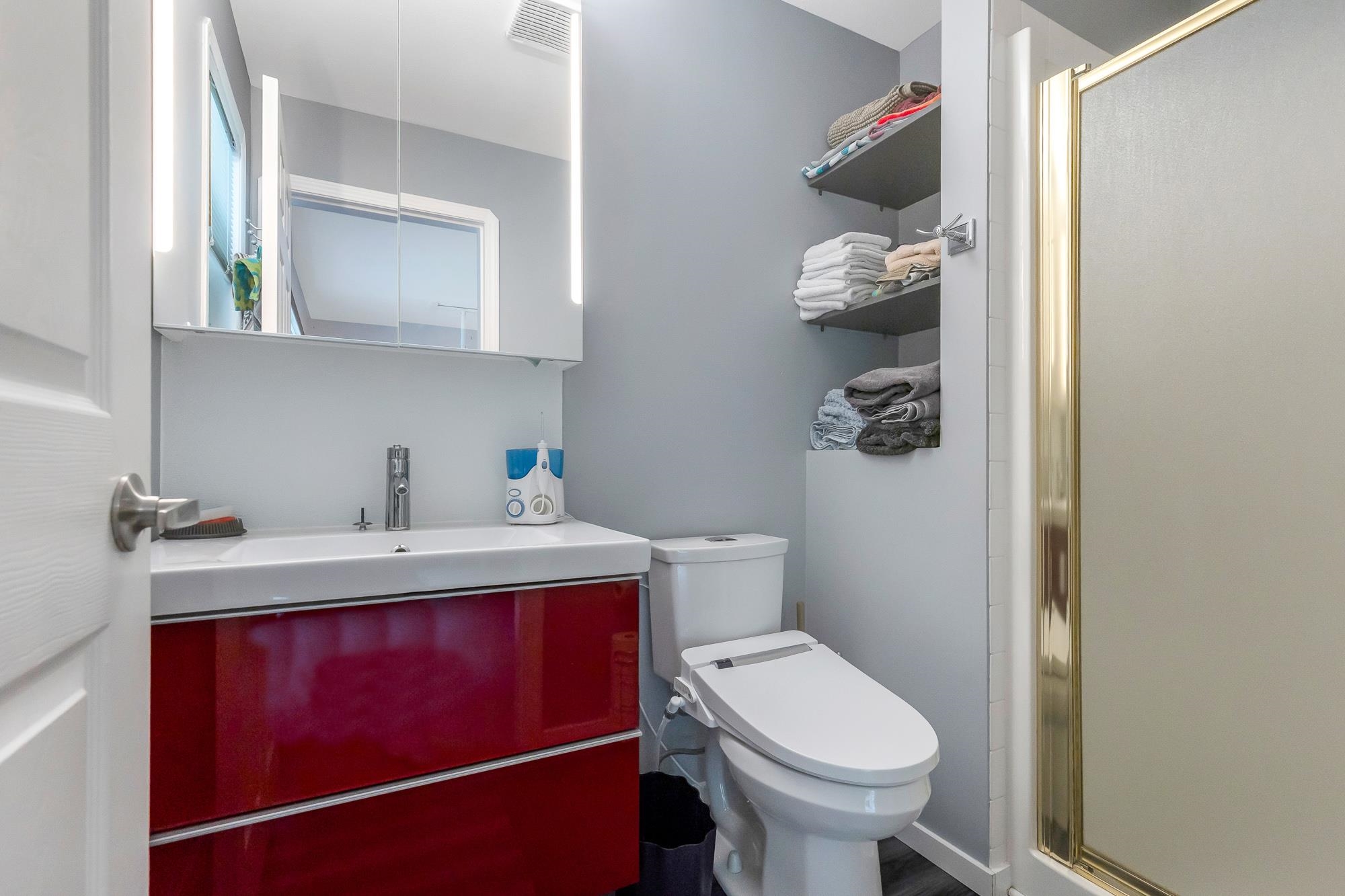 22 34250 HAZELWOOD AVENUE Unit: 22
