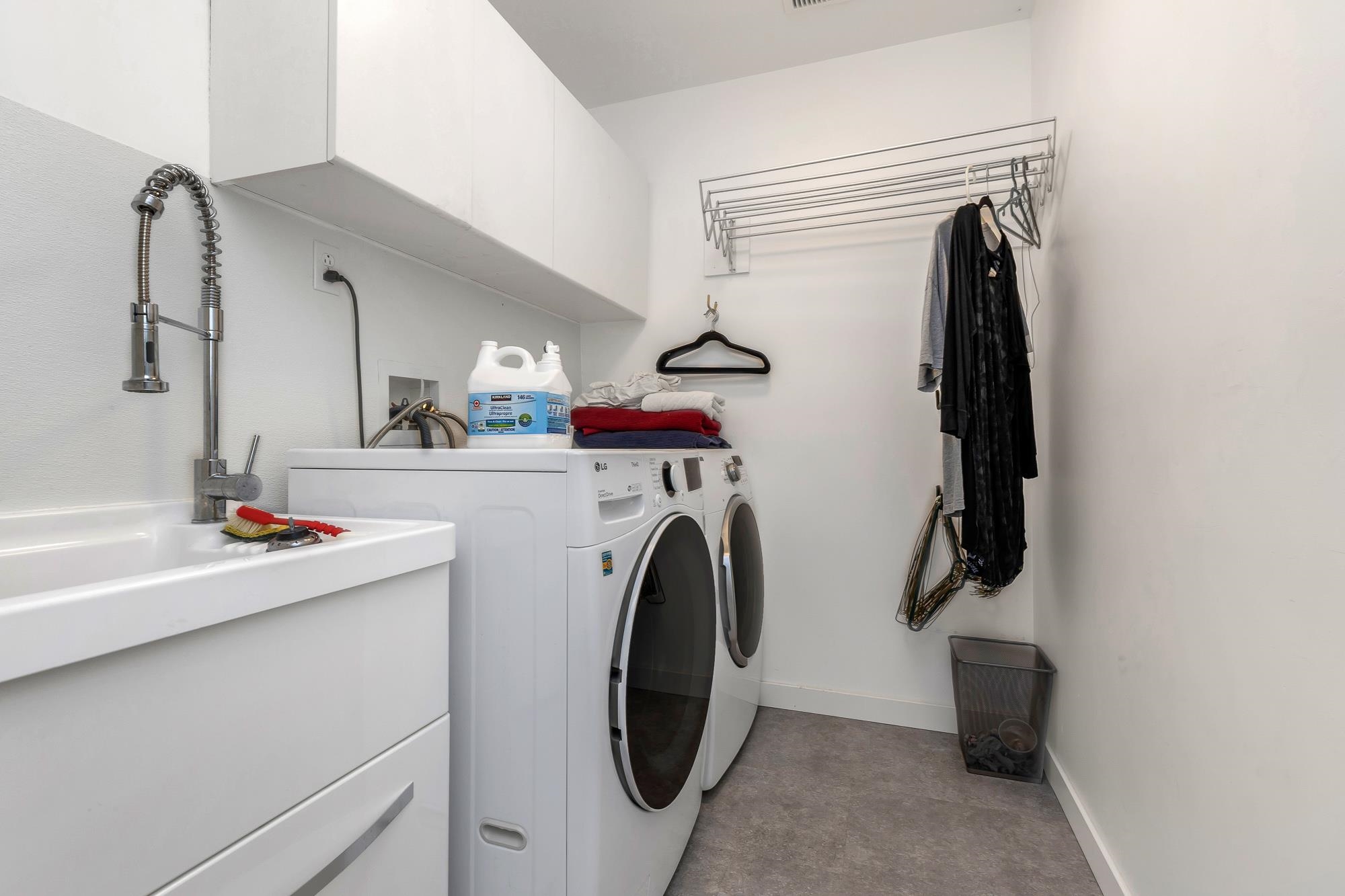 22 34250 HAZELWOOD AVENUE Unit: 22