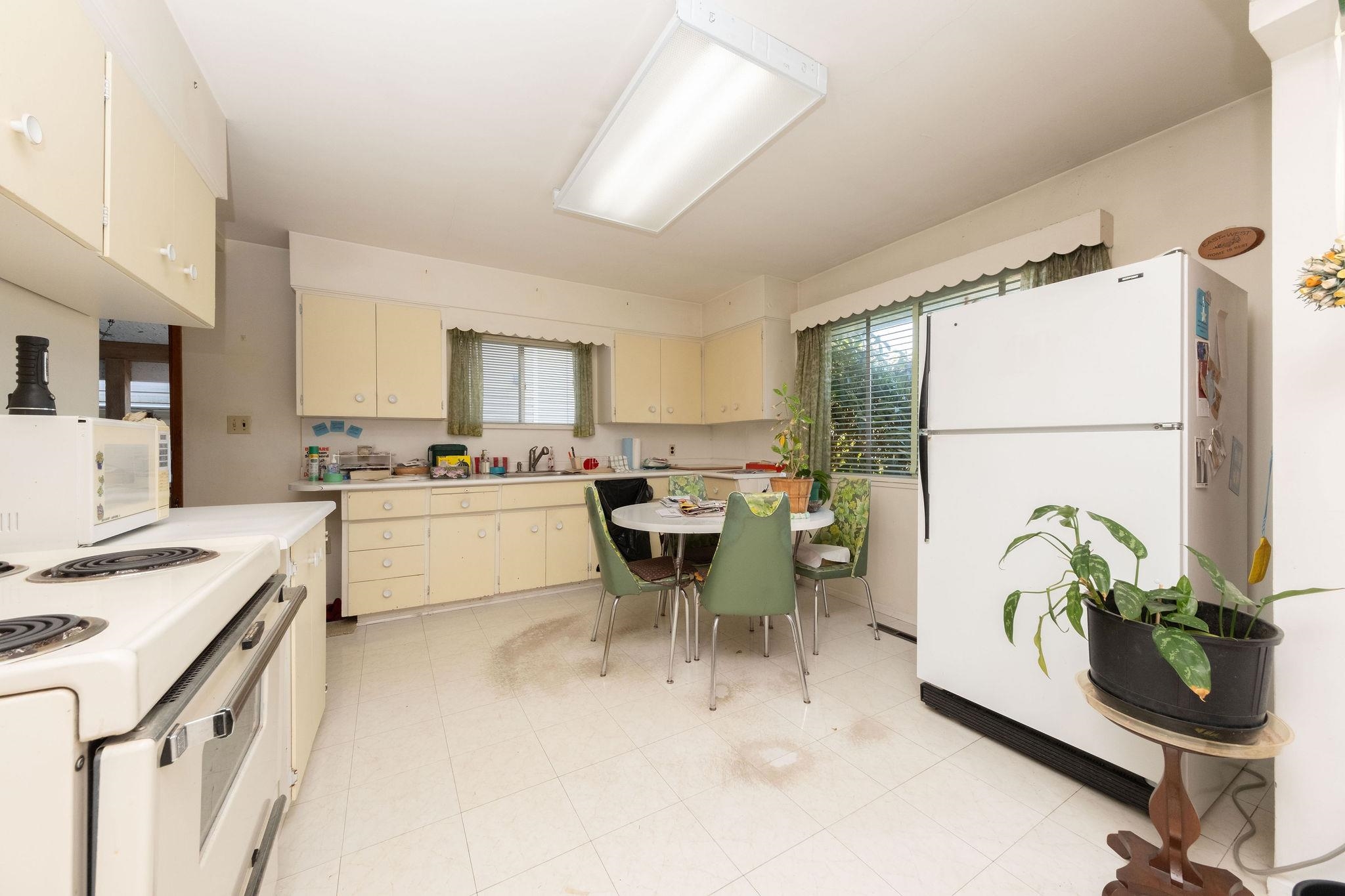 13817 BERG ROAD