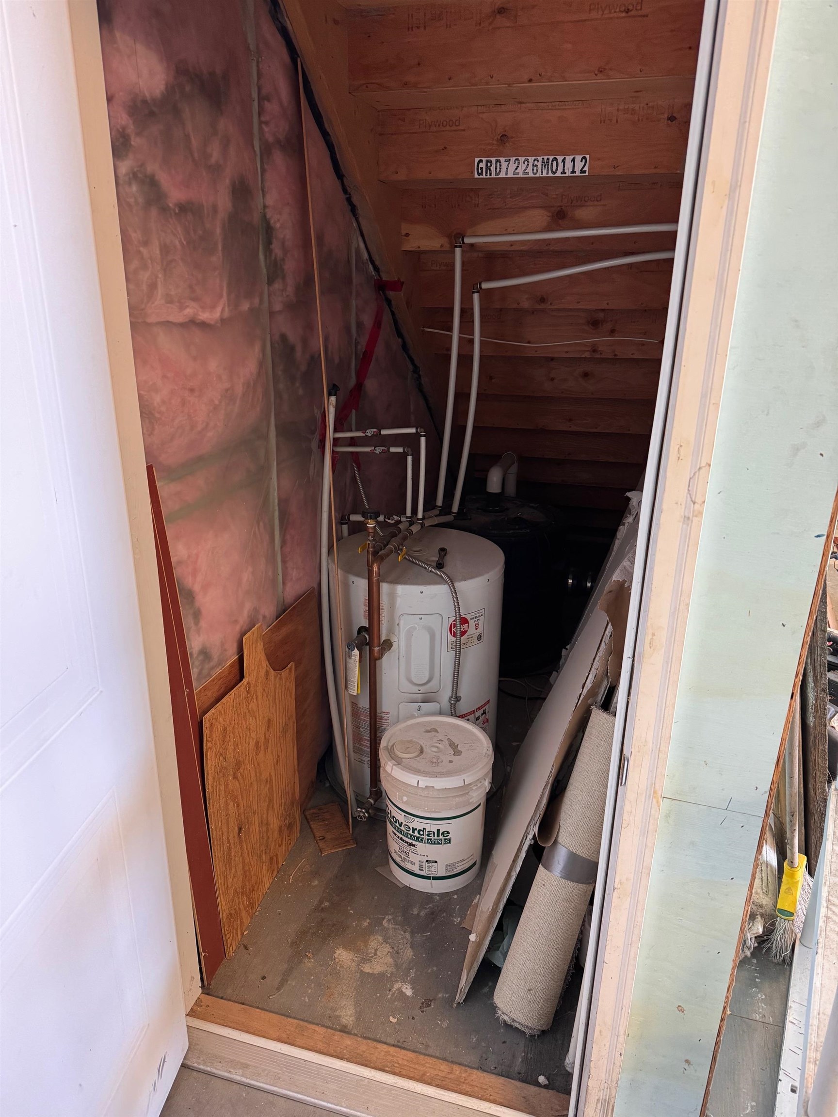 1 23226 DYKE ROAD Unit: 1
