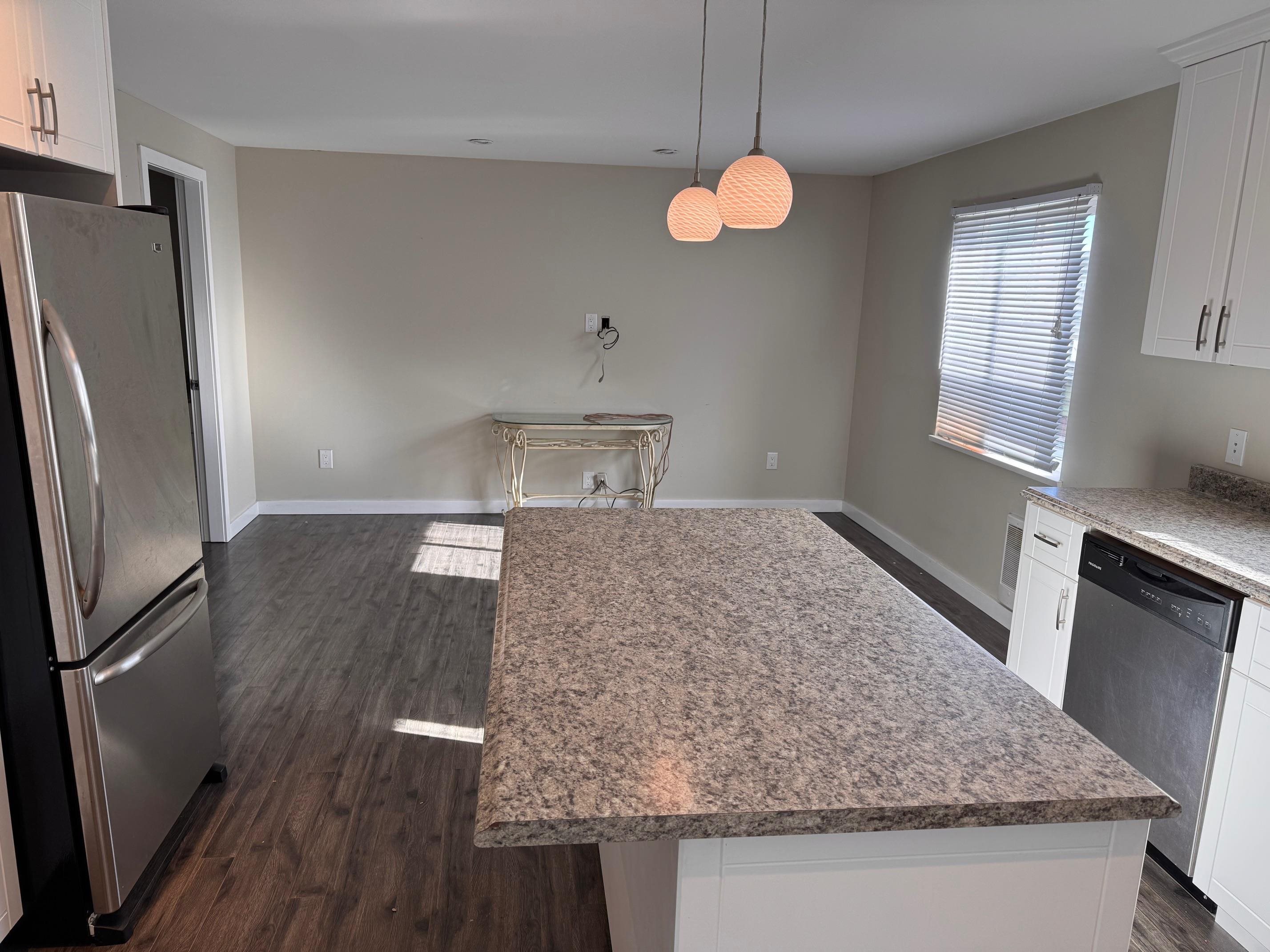 1 23226 DYKE ROAD Unit: 1