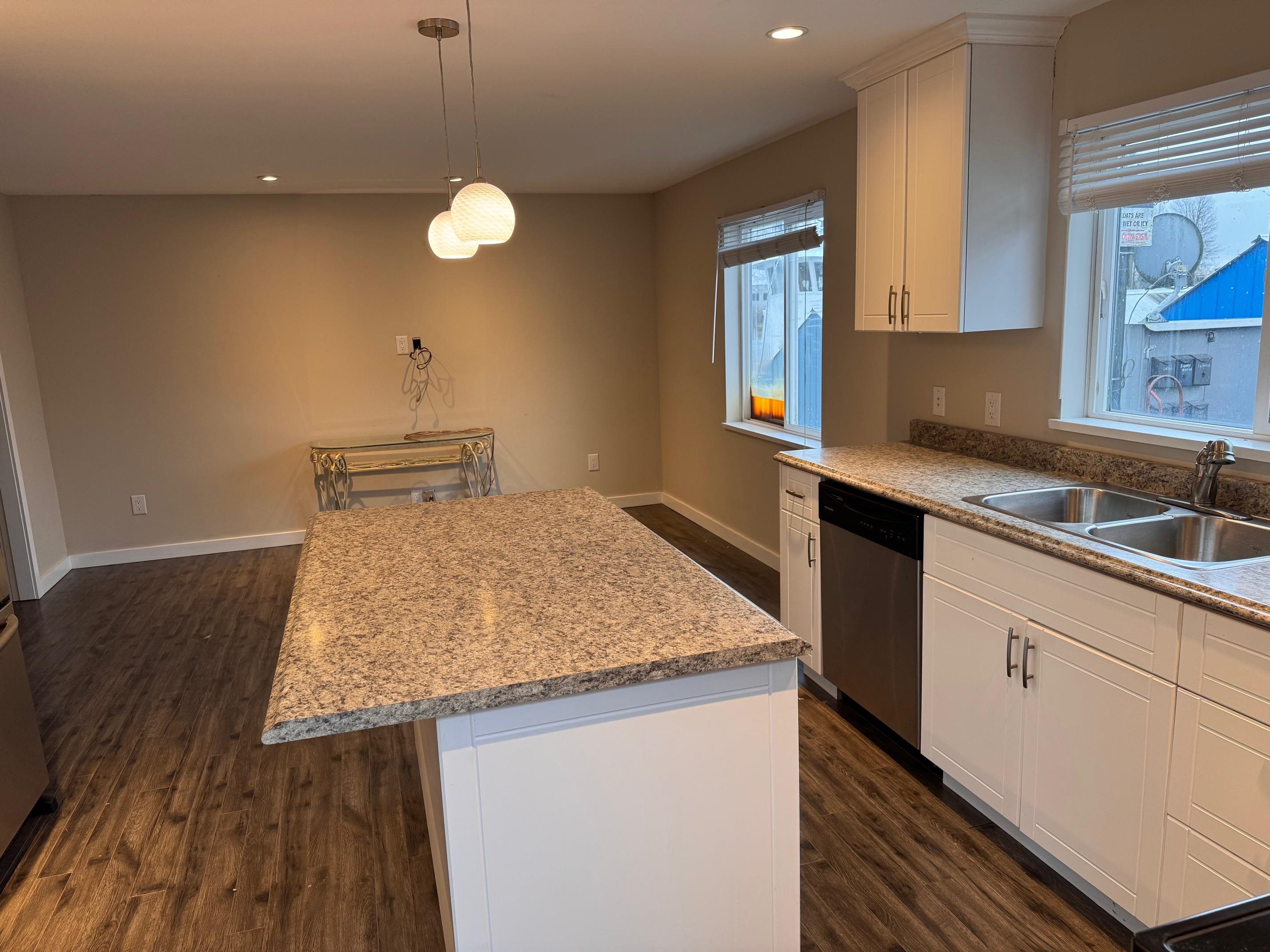 1 23226 DYKE ROAD Unit: 1