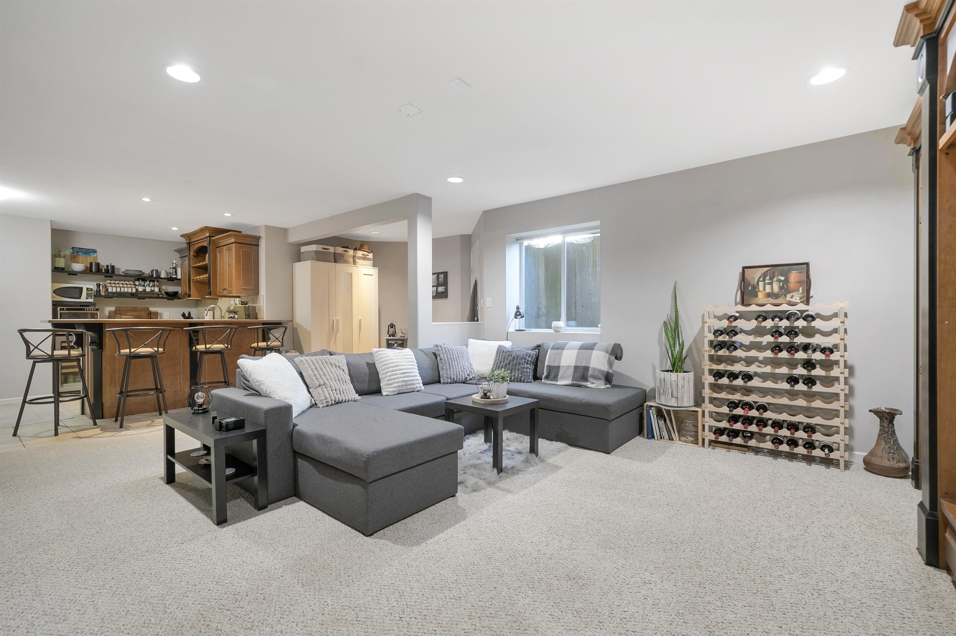 4411 BENZ CRESCENT