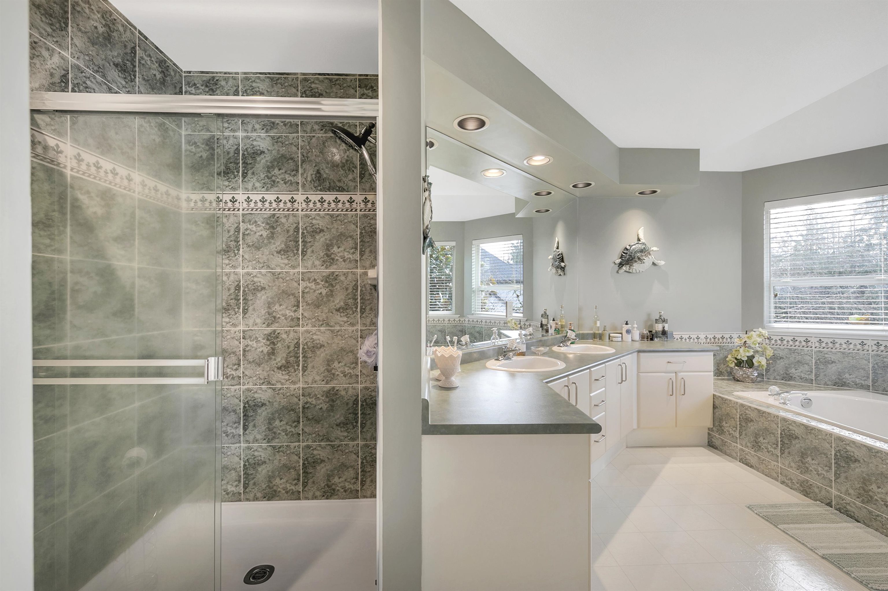 4411 BENZ CRESCENT