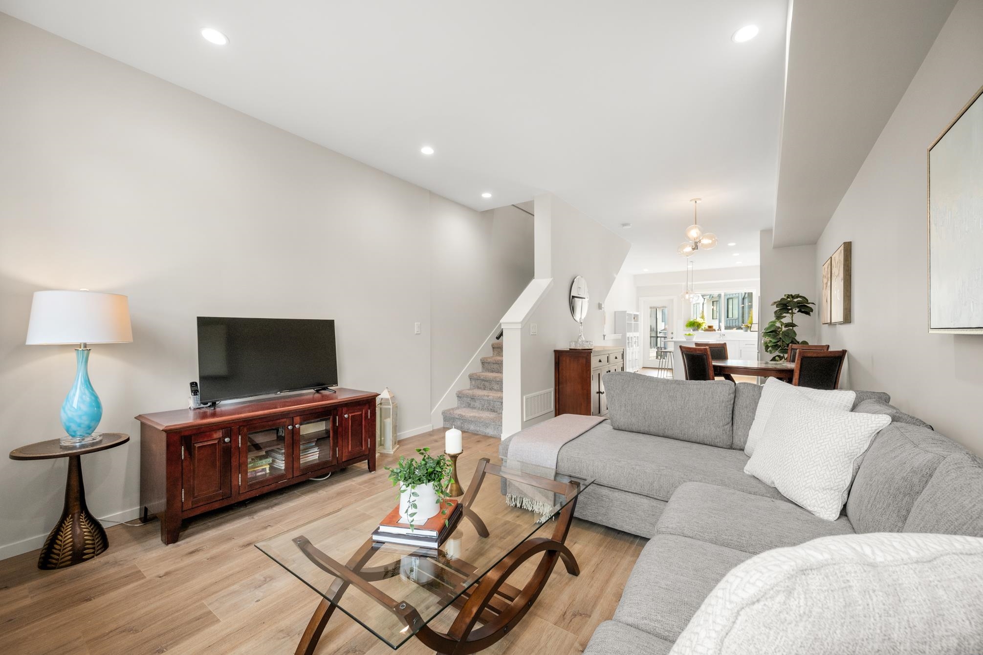 12 1871 165A STREET Unit: 12