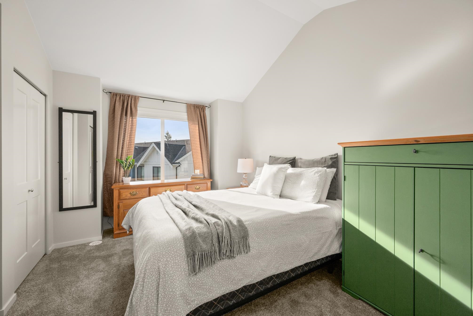 12 1871 165A STREET Unit: 12
