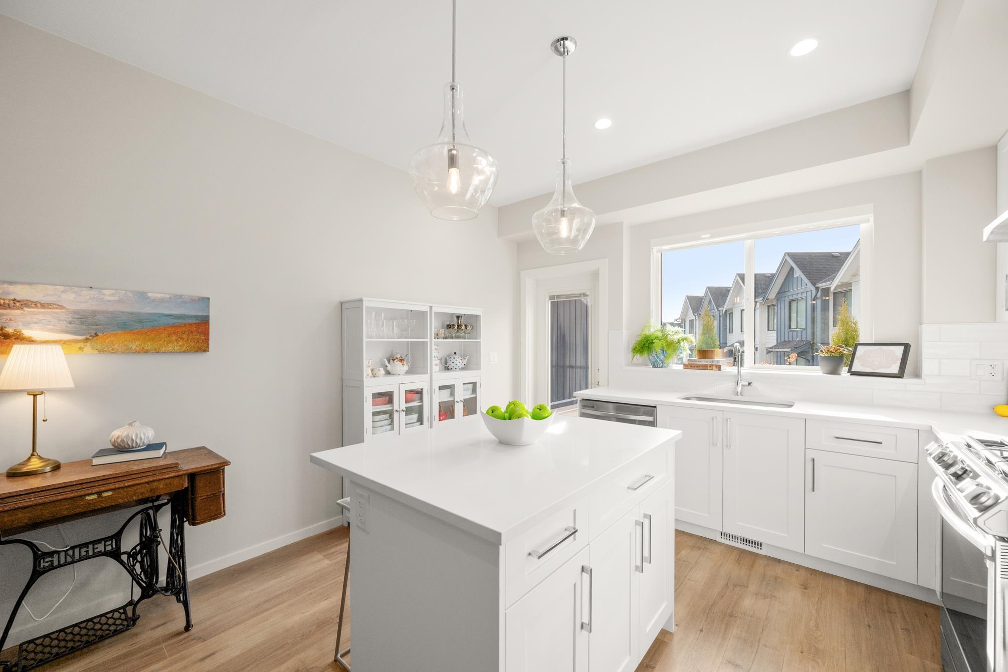 12 1871 165A STREET Unit: 12