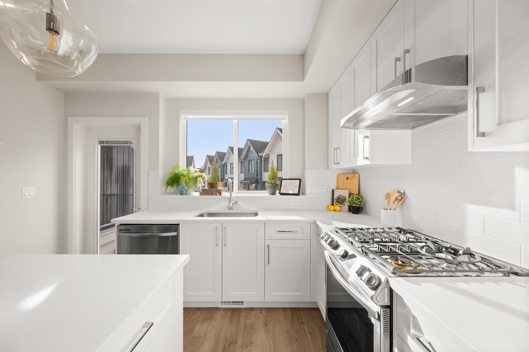 12 1871 165A STREET Unit: 12
