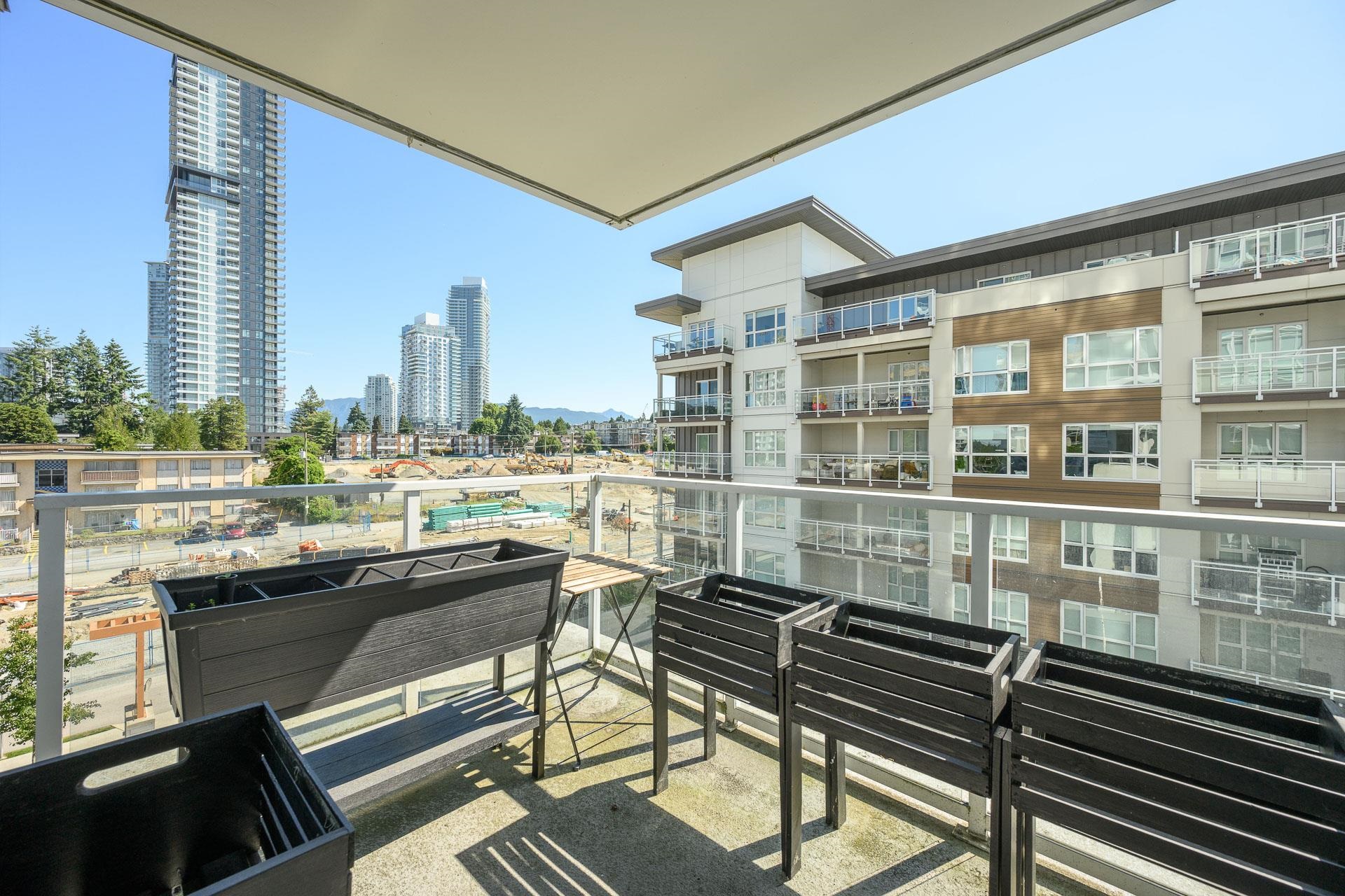 407 525 FOSTER AVENUE Unit: 407