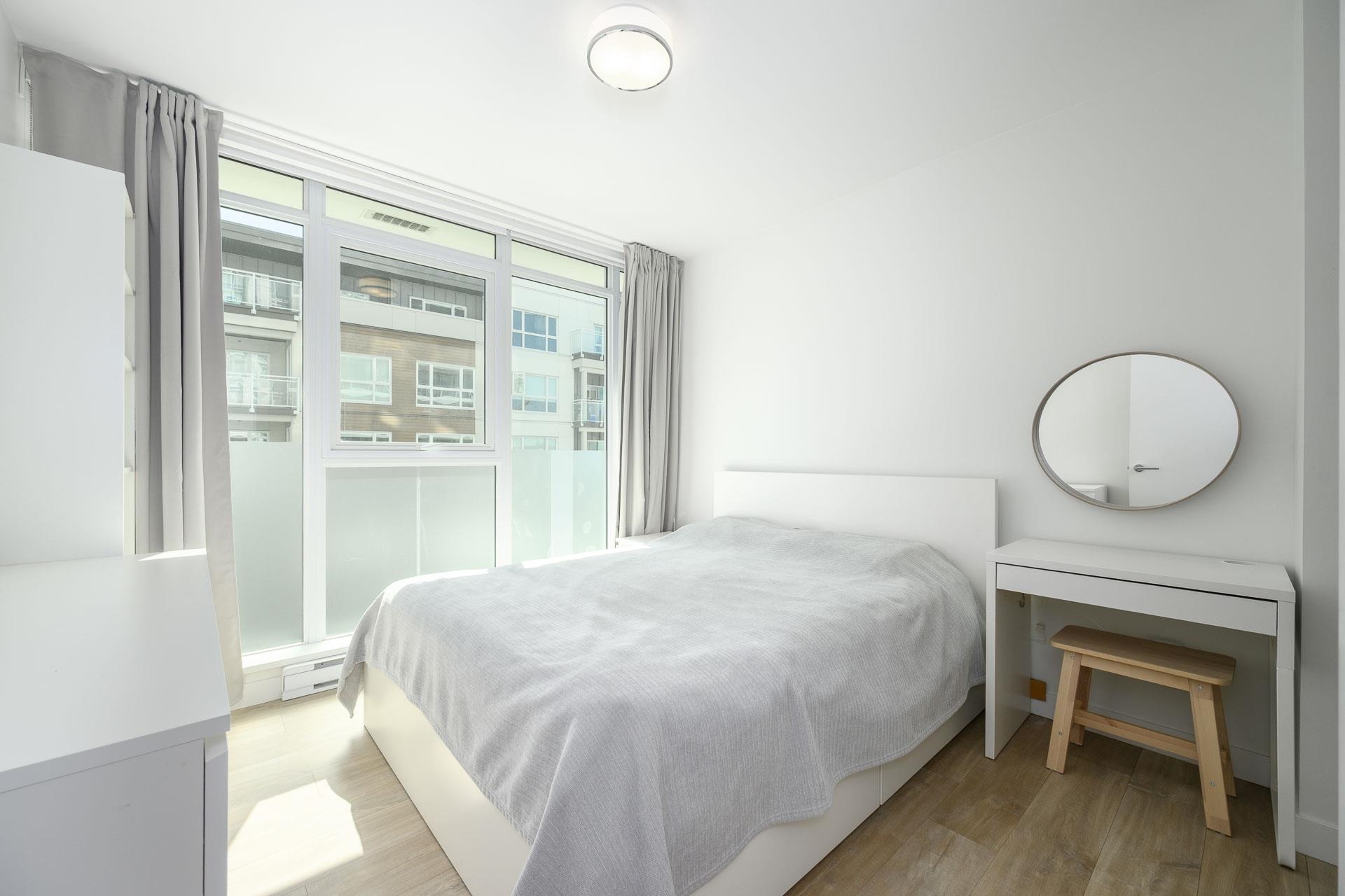 407 525 FOSTER AVENUE Unit: 407