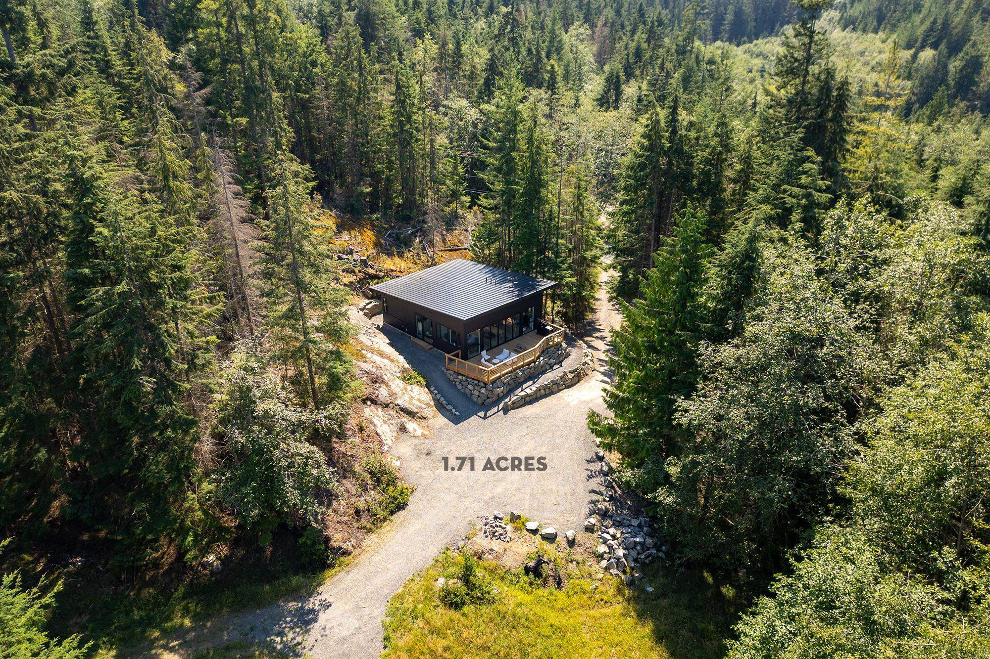 1290 COWAN POINT DRIVE