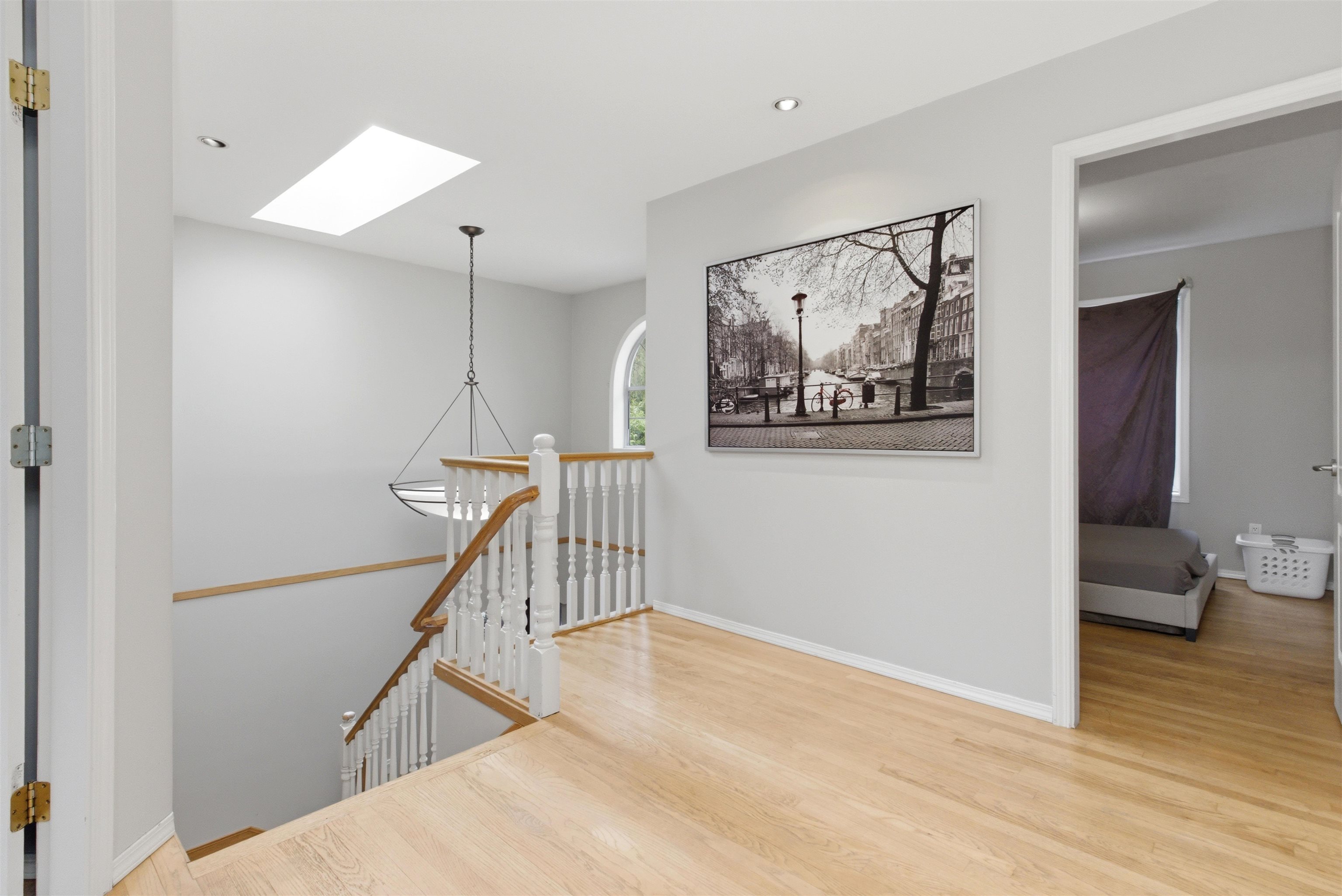 4570 MAYSFIELD CRESCENT
