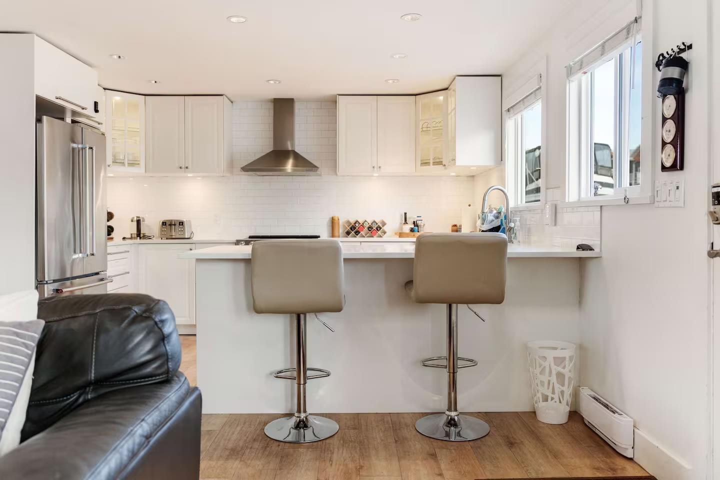 A015 415 ESPLANADE AVENUE Unit: A015