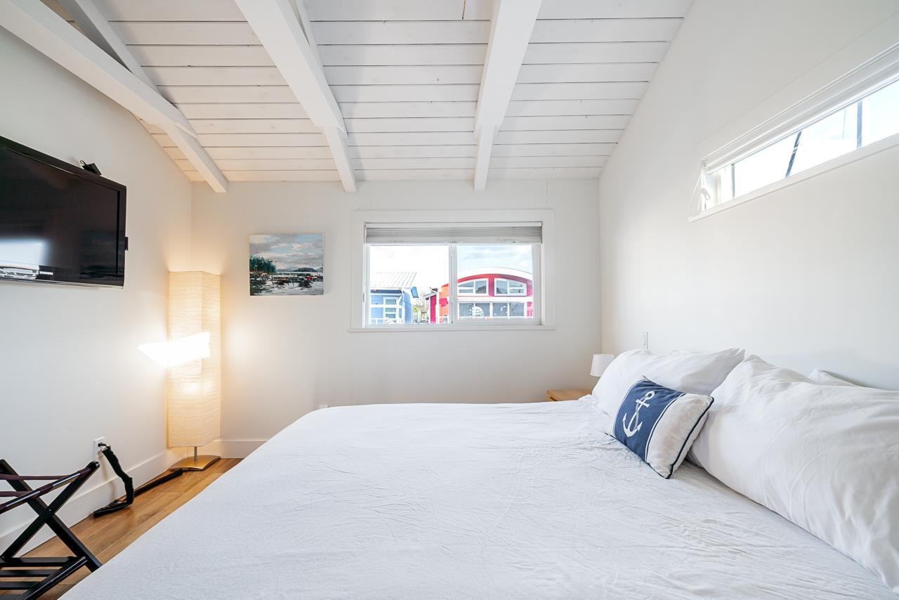 A015 415 ESPLANADE AVENUE Unit: A015