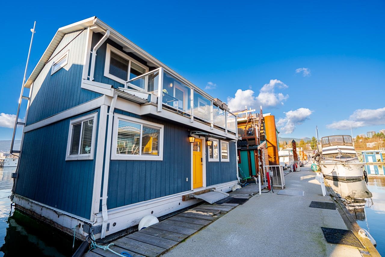 A015 415 ESPLANADE AVENUE Unit: A015