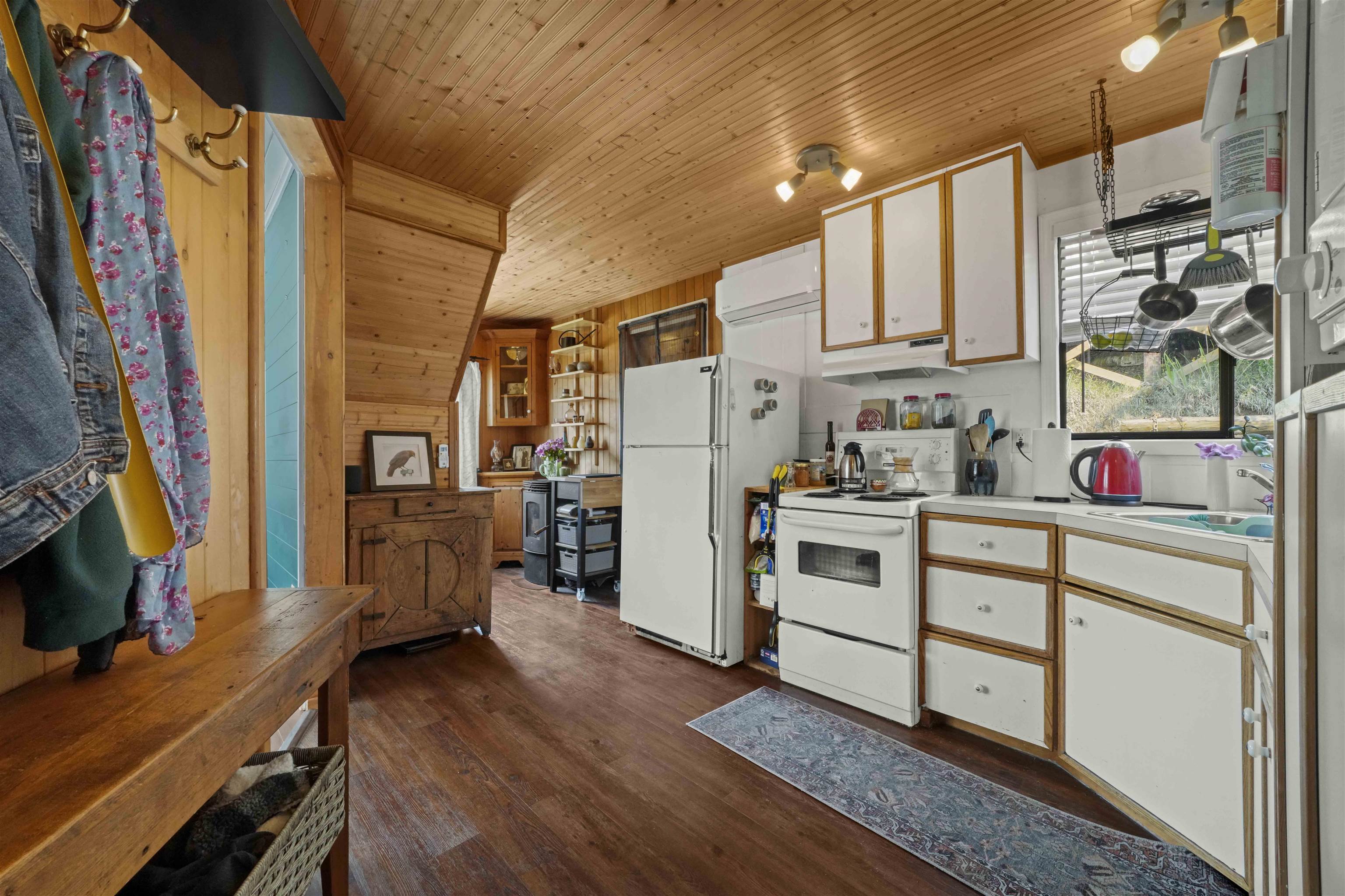 10 23000 DYKE ROAD Unit: 10