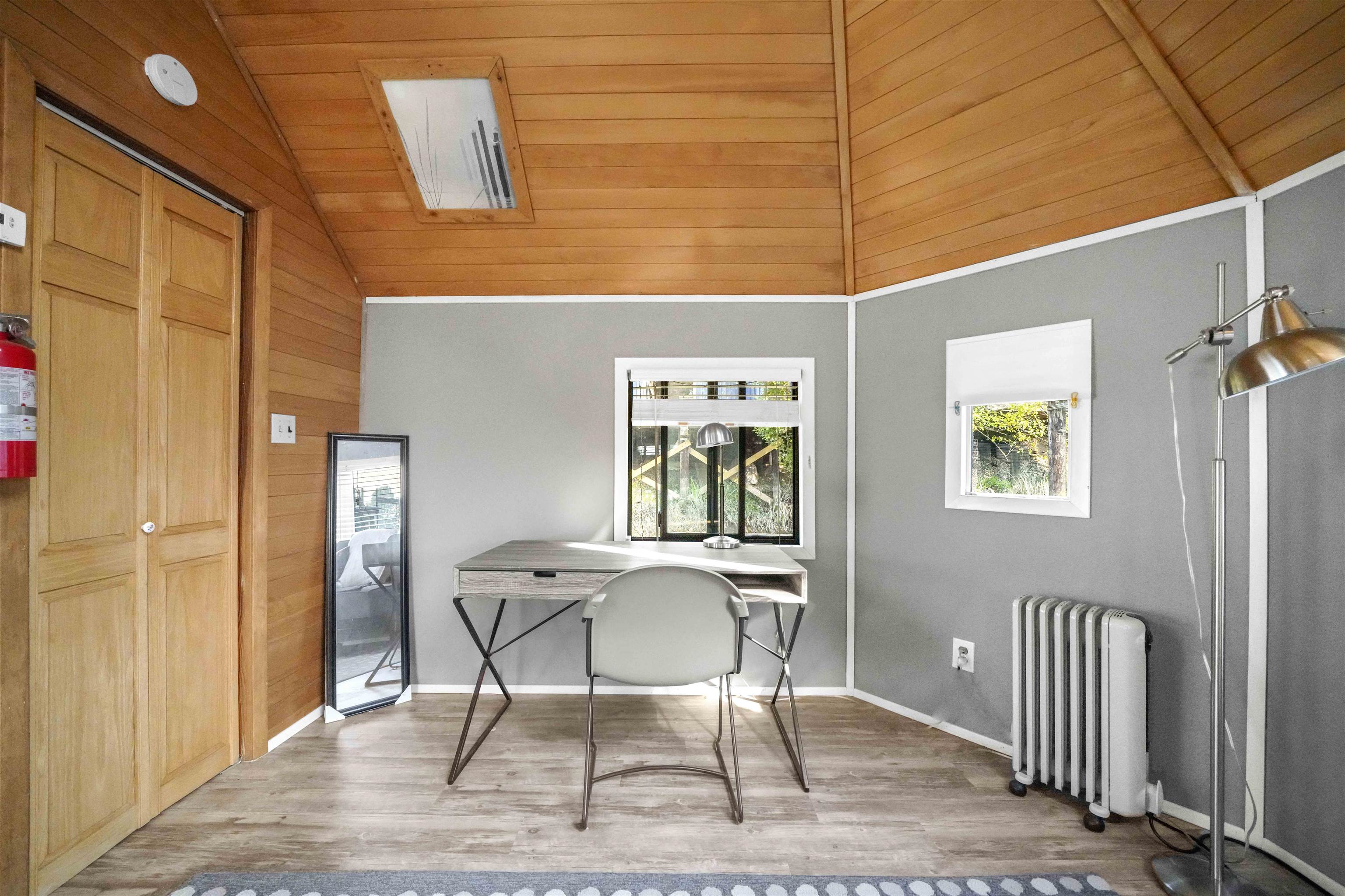 10 23000 DYKE ROAD Unit: 10