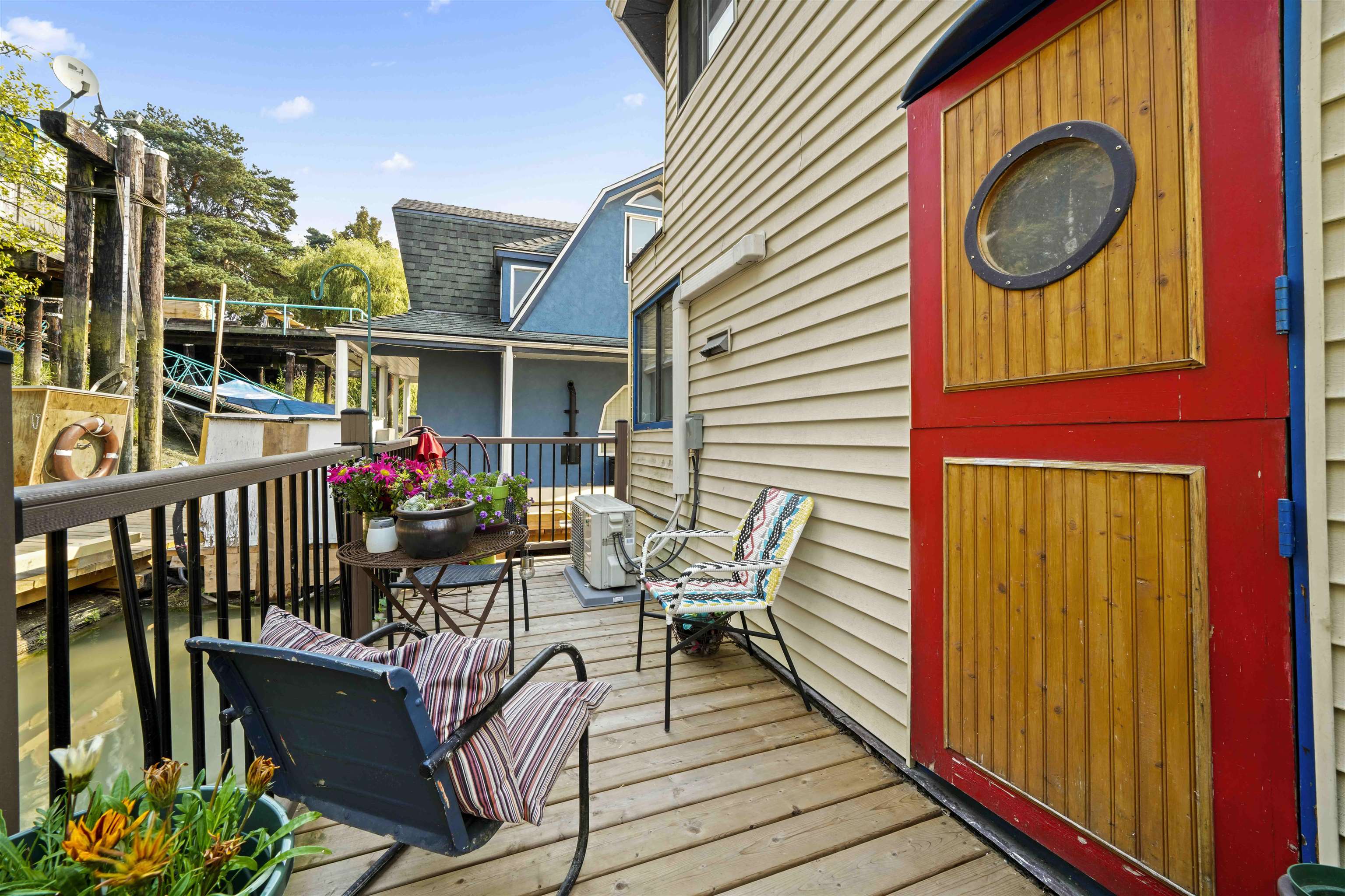 10 23000 DYKE ROAD Unit: 10